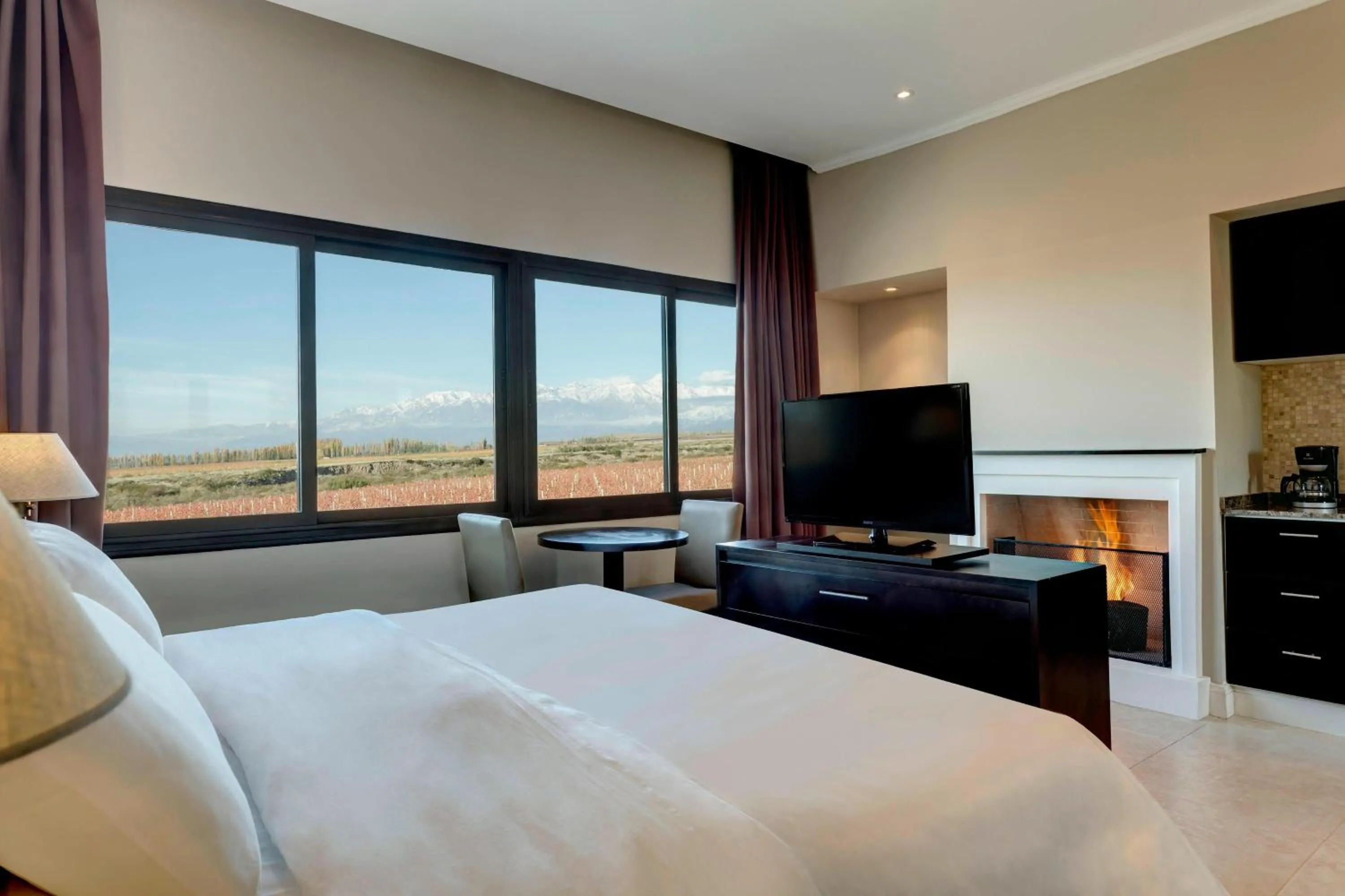 Photo of the whole room, Bed in Auberge Du Vin, a Tribute Portfolio Hotel