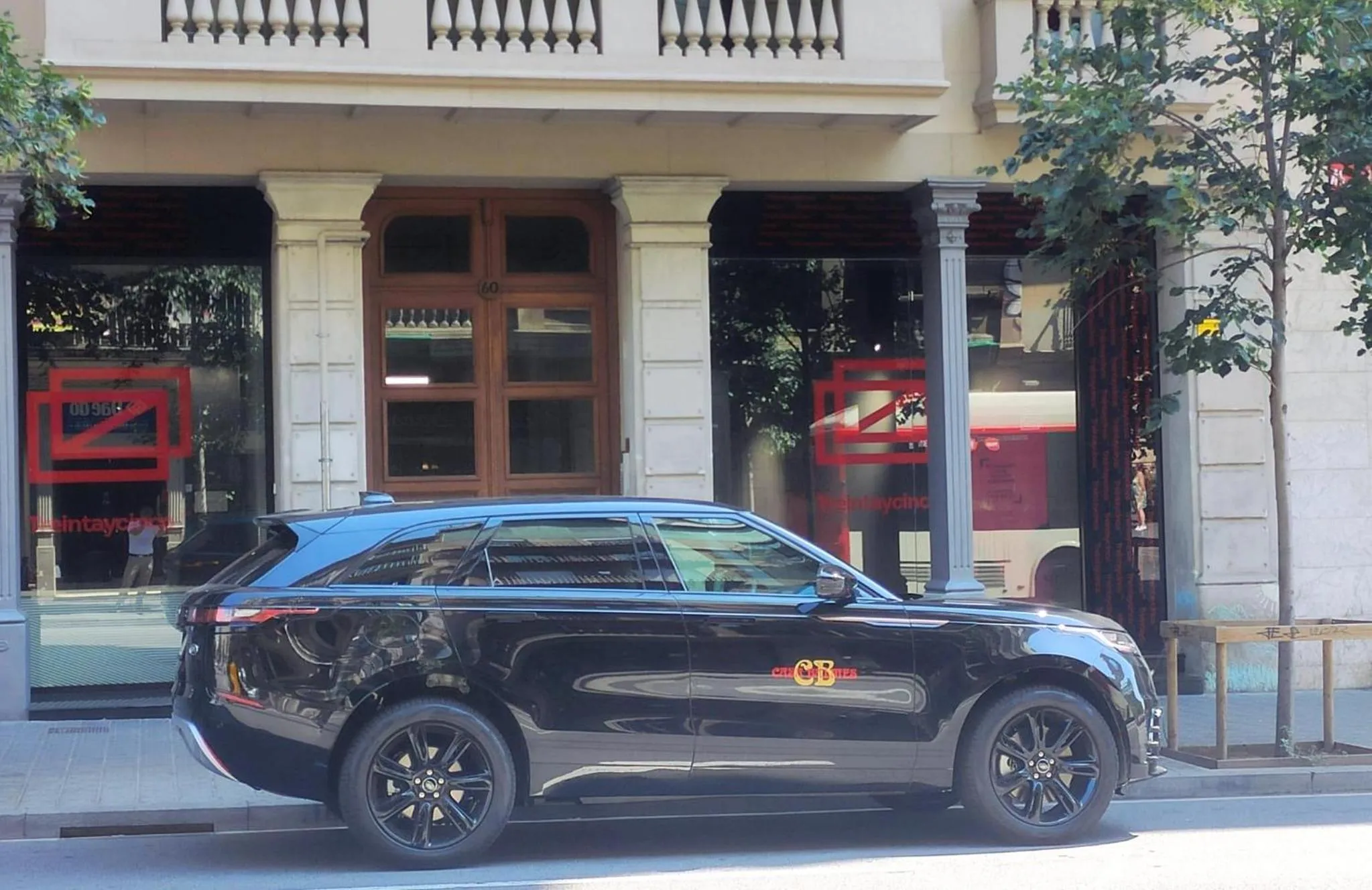 shuttle in Casa Balmes