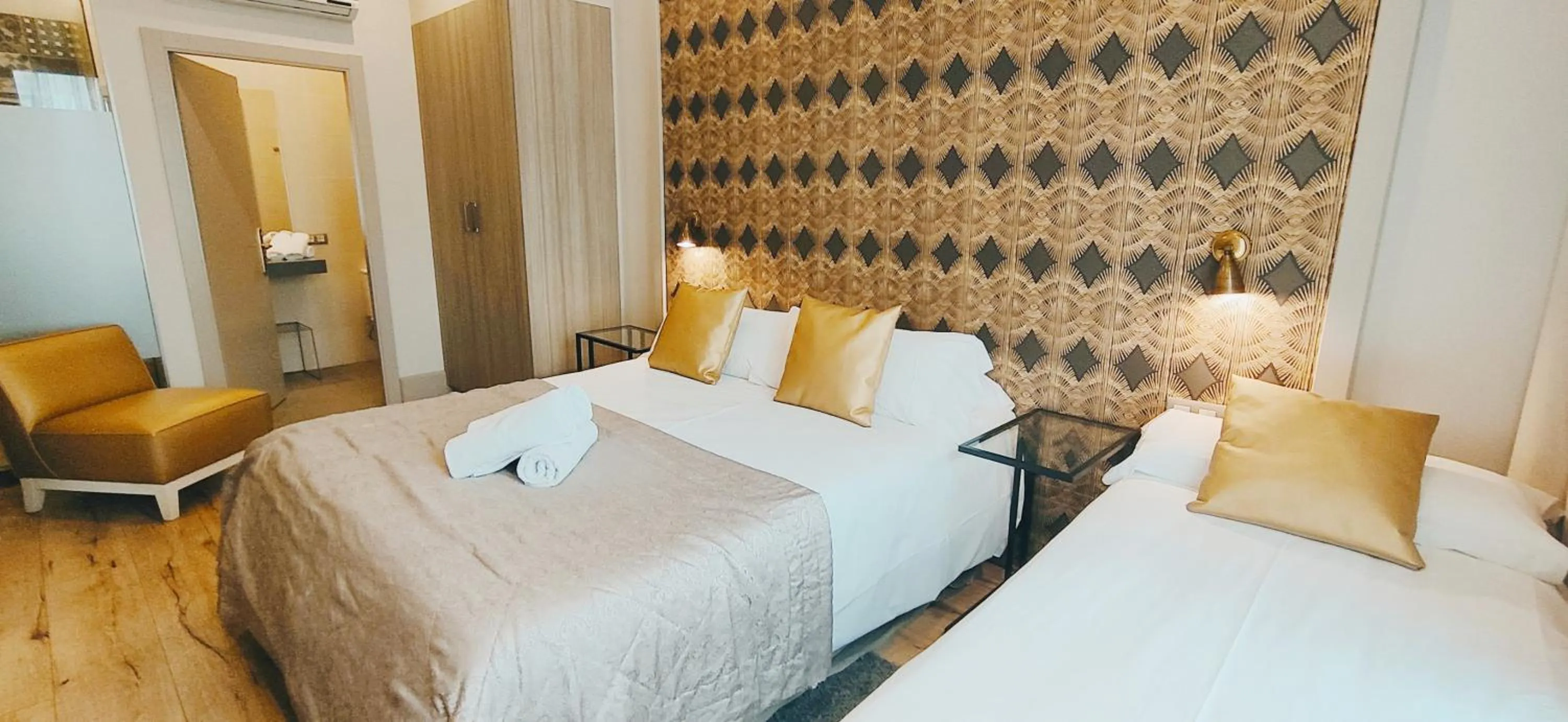 Photo of the whole room, Bed in Casa Balmes