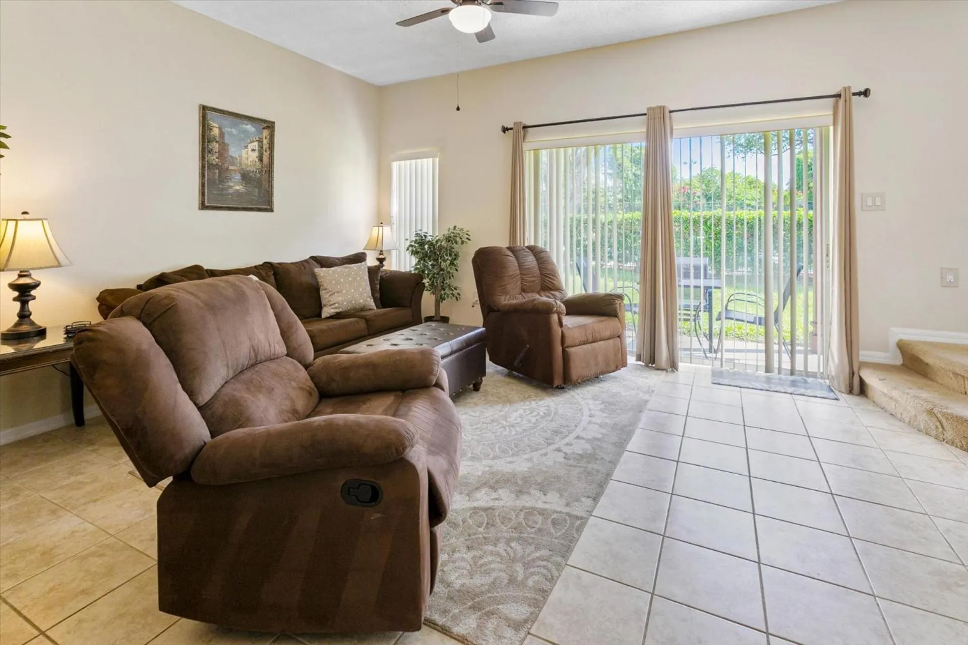 Living room in 8569 Crystal Cove