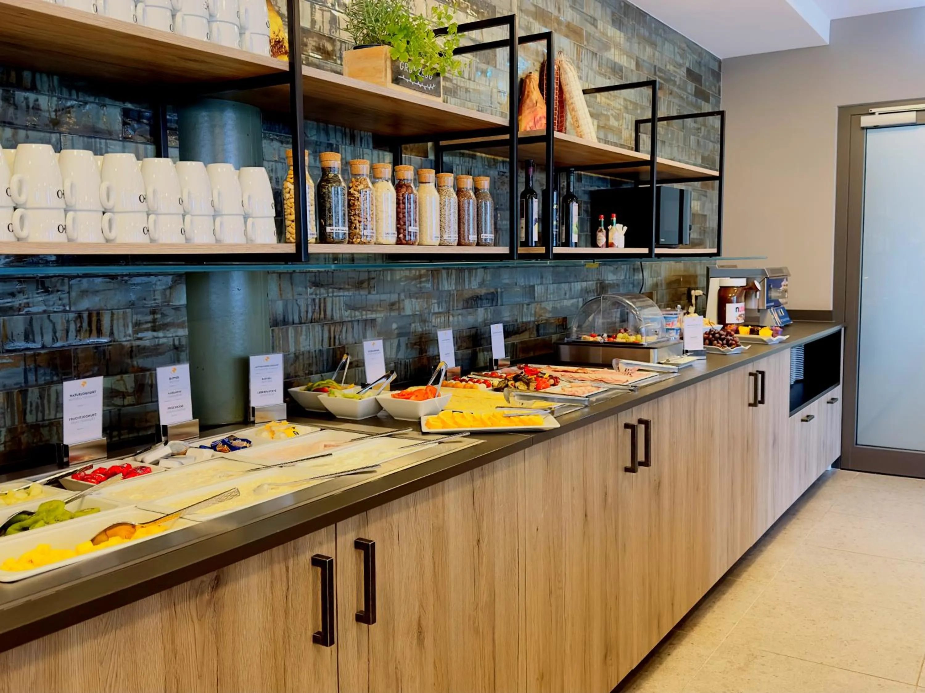 Breakfast in DiMas Hotel Ettenheim - Rust