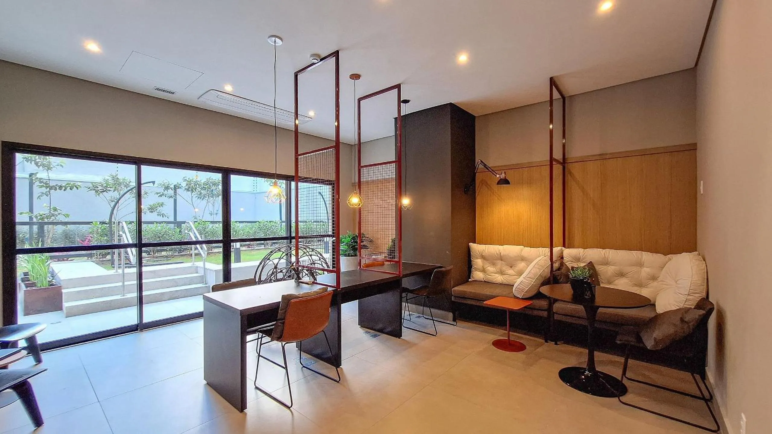 Area and facilities in Nex One Ministro Ferreira Alves