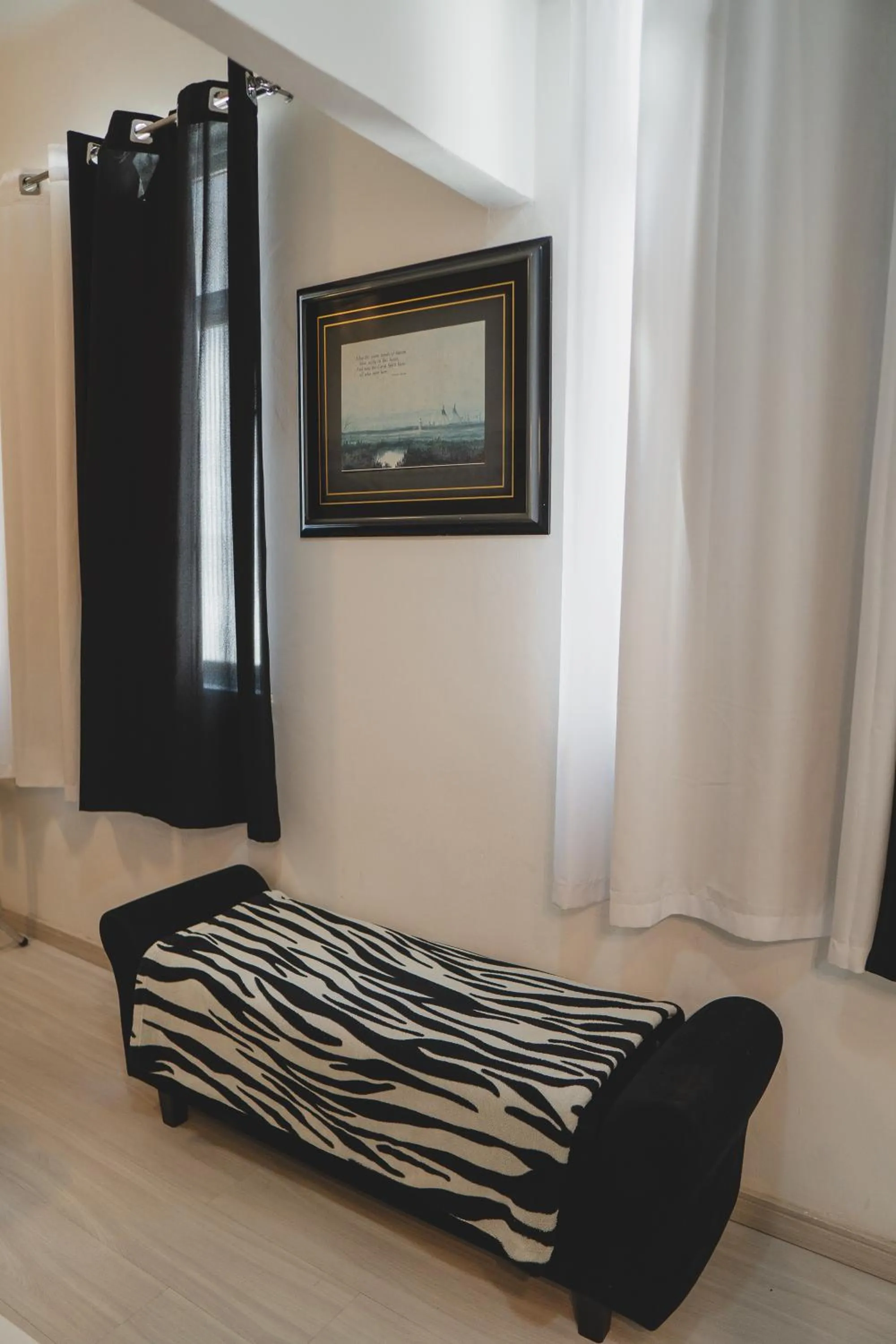Bed in Studio Leblon