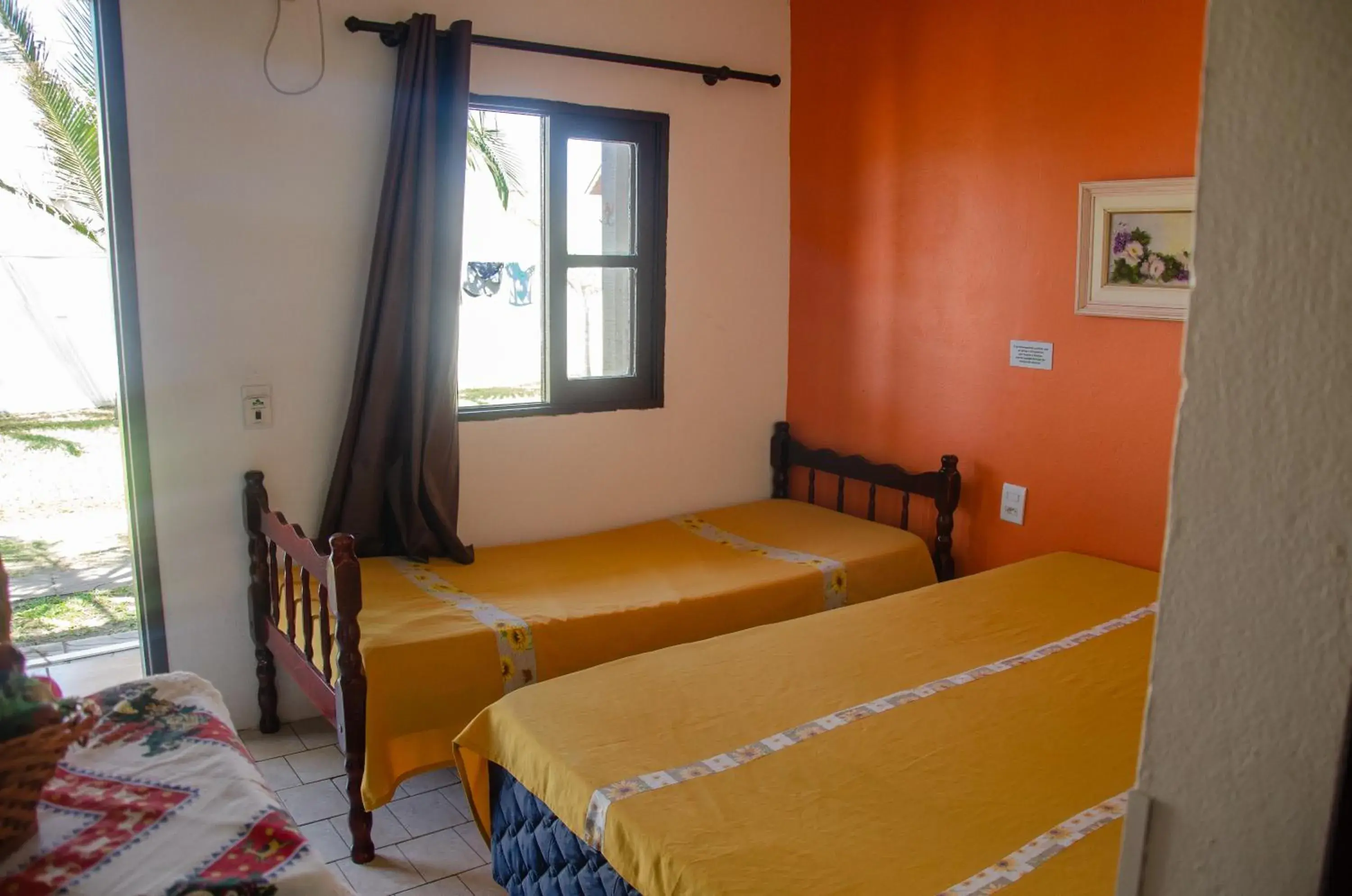 Basic Triple Room in Pousada Aventura Basic Triple Room in Pousada Aventura