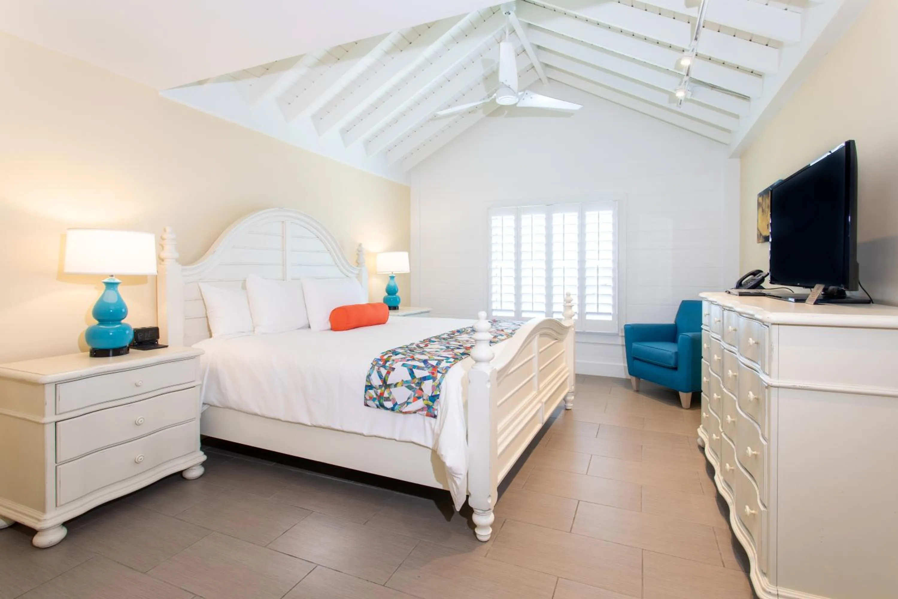 Bed in Caravelle Hotel St Croix