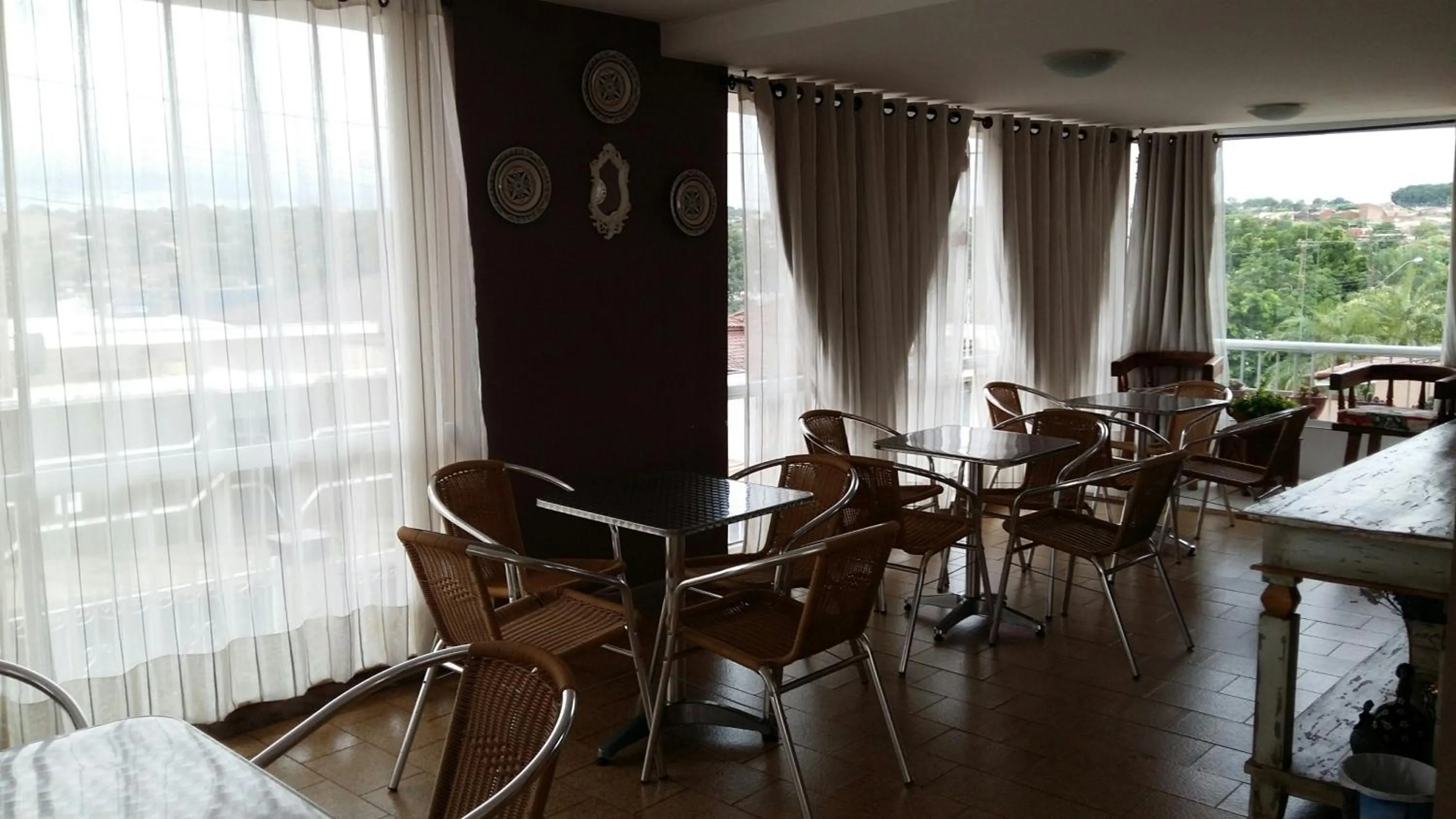 Restaurant/places to eat in Pousada Cantinho DelMar
