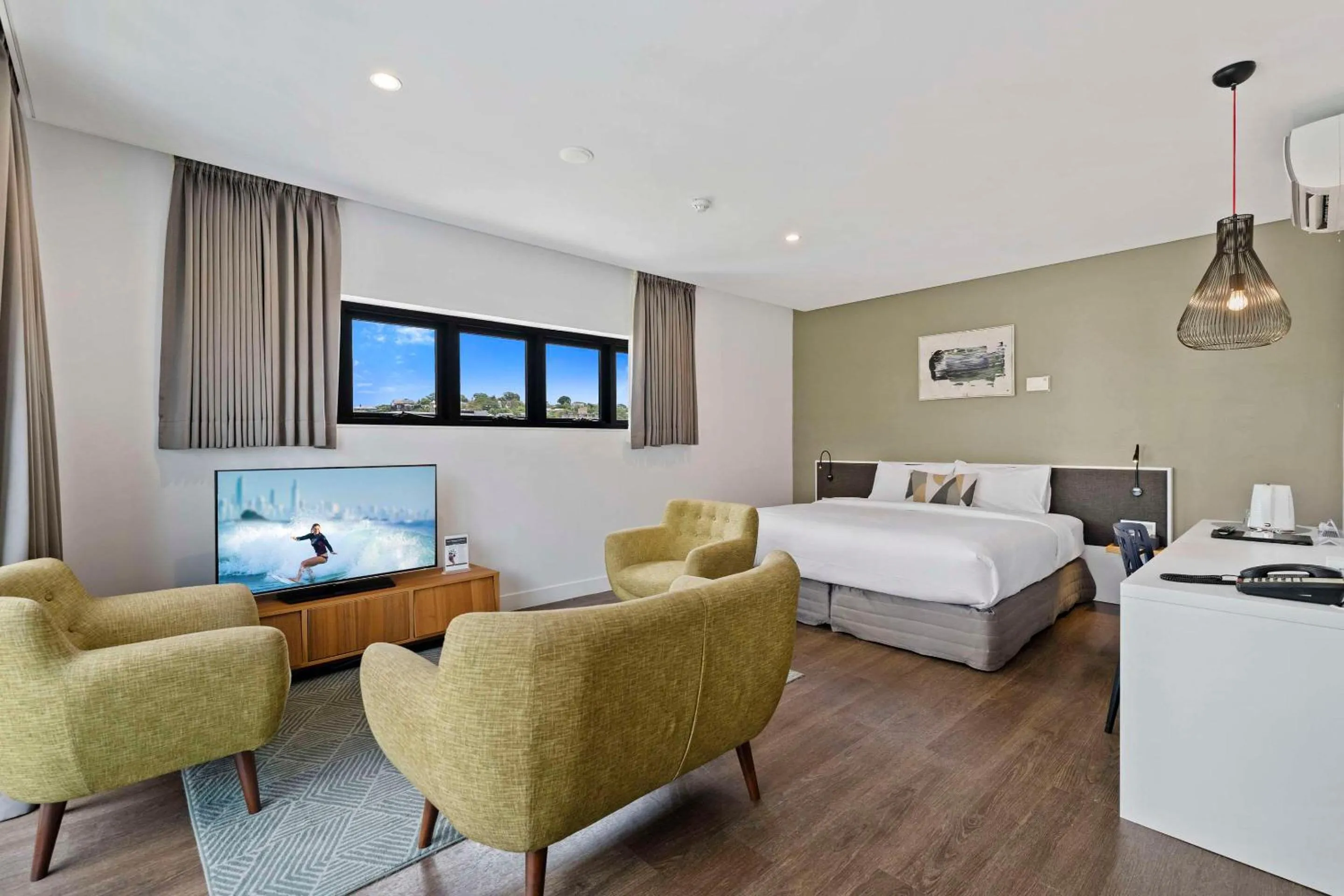 Bedroom, Bed in The Kingsford, an Ascend Collection Hotel