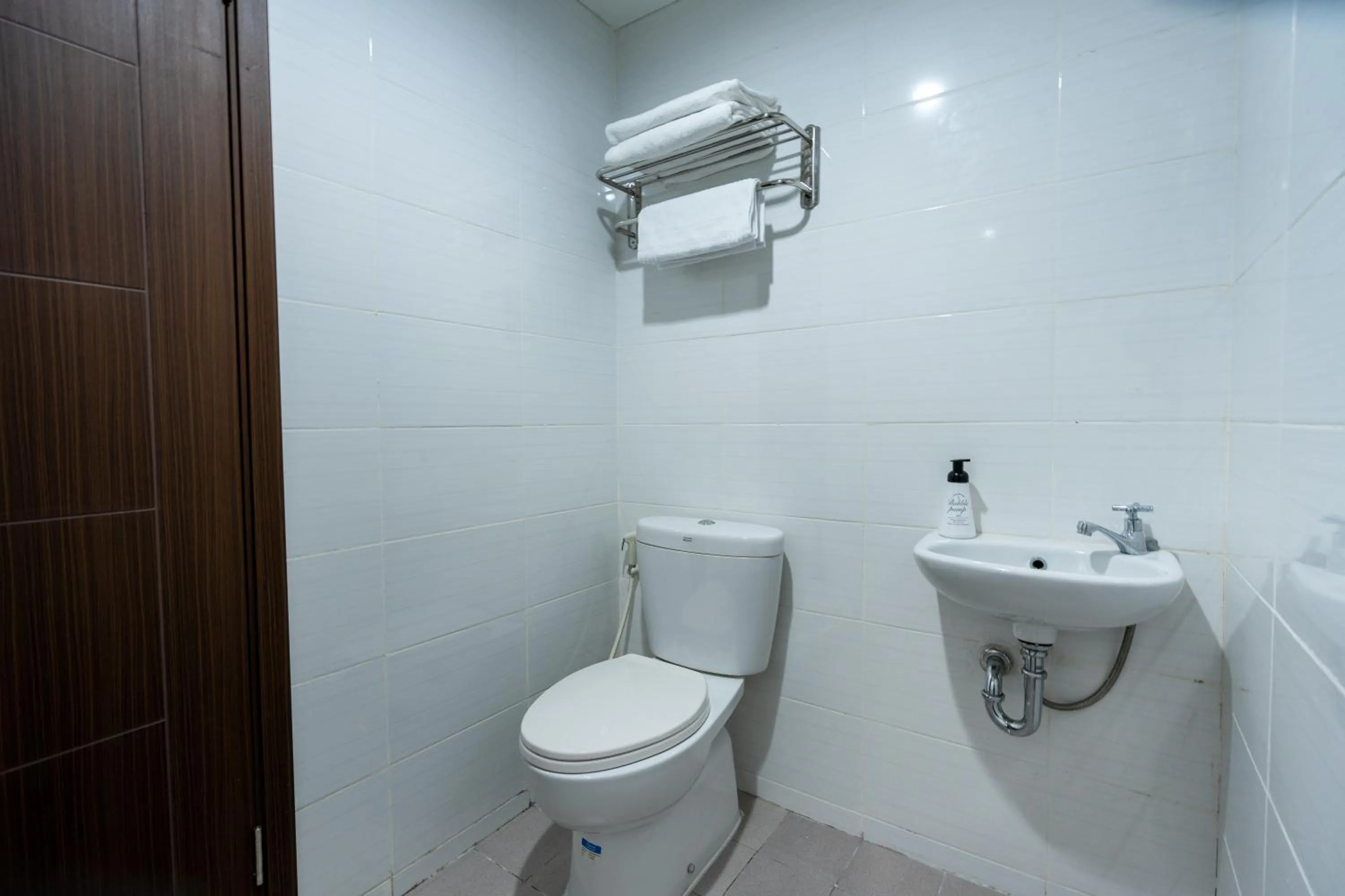 Bathroom in Hotel Dhika Serenity @ Jatiwarna