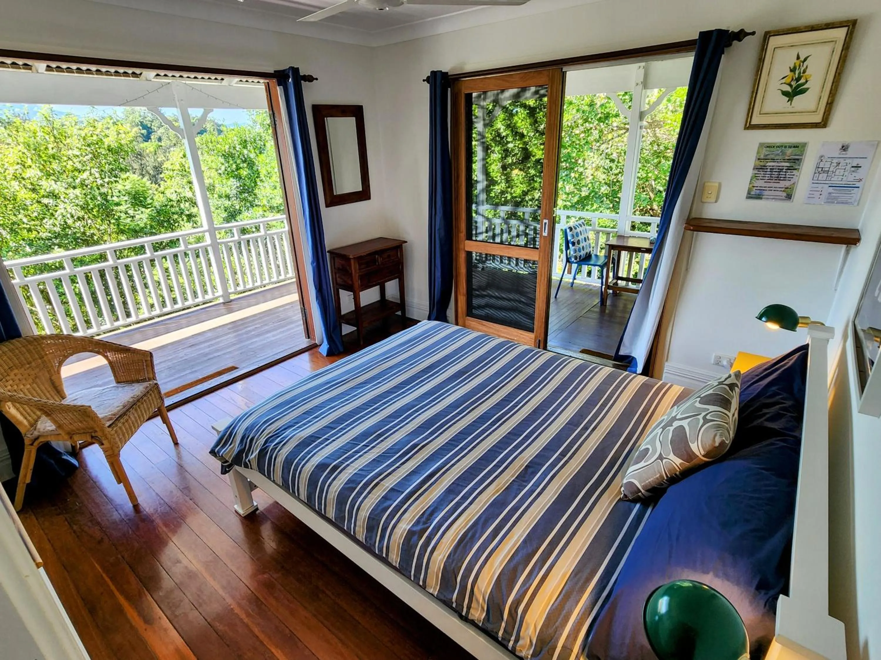 Photo of the whole room, Bed in Bellingen Belfry Guesthouse