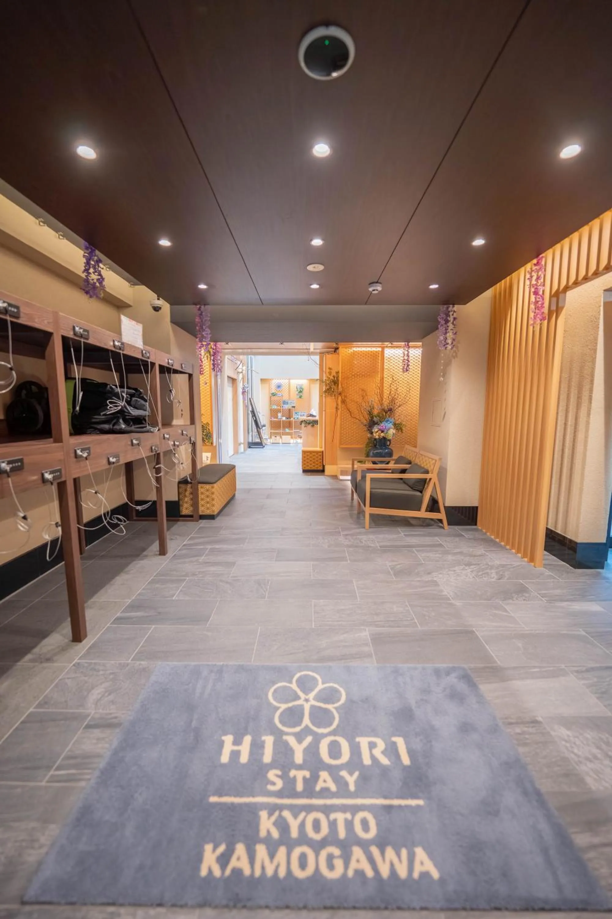 Lobby or reception in HIYORI Stay Kyoto Kamogawa