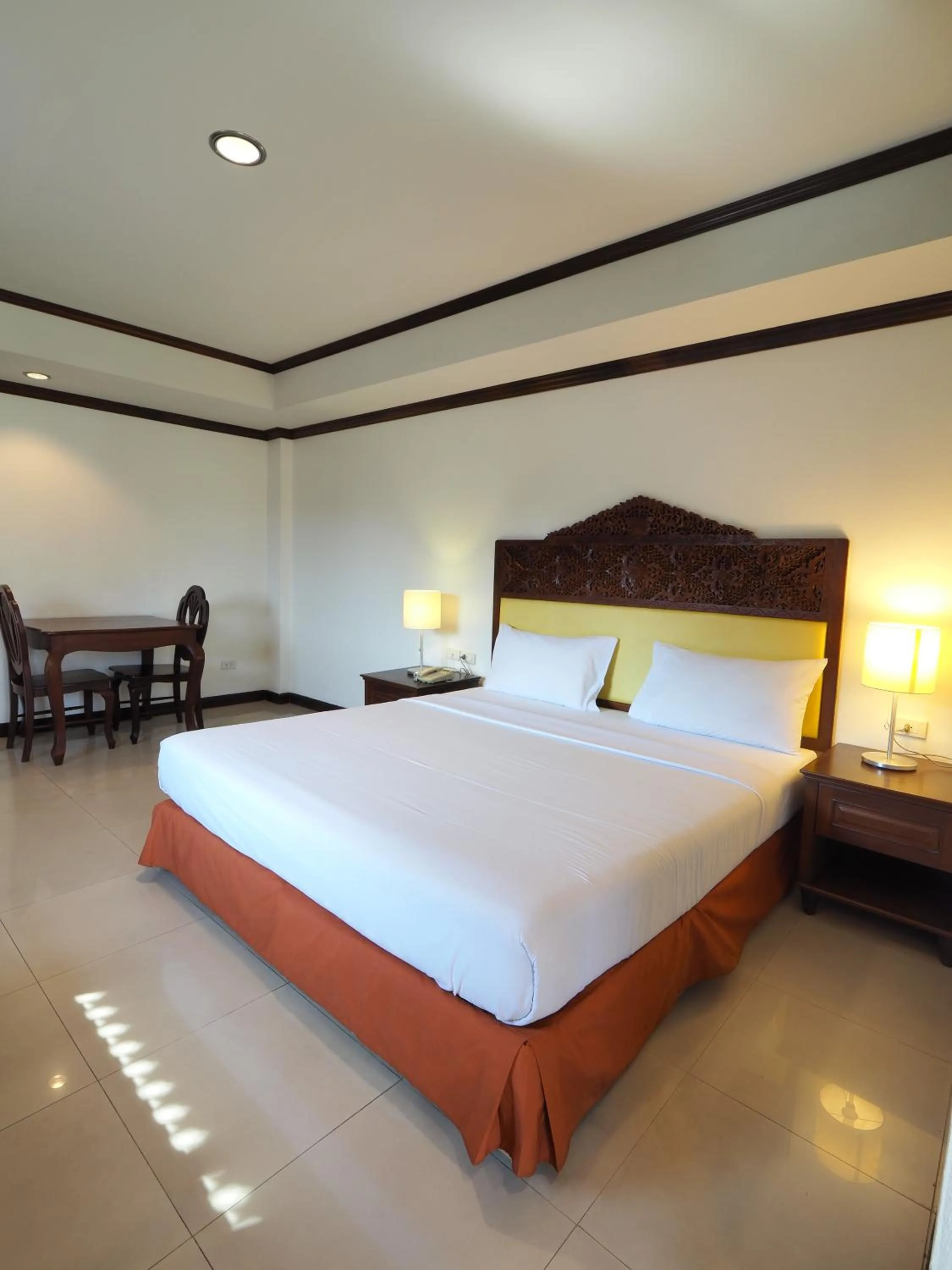 Bedroom, Bed in Golden Villa Pattaya