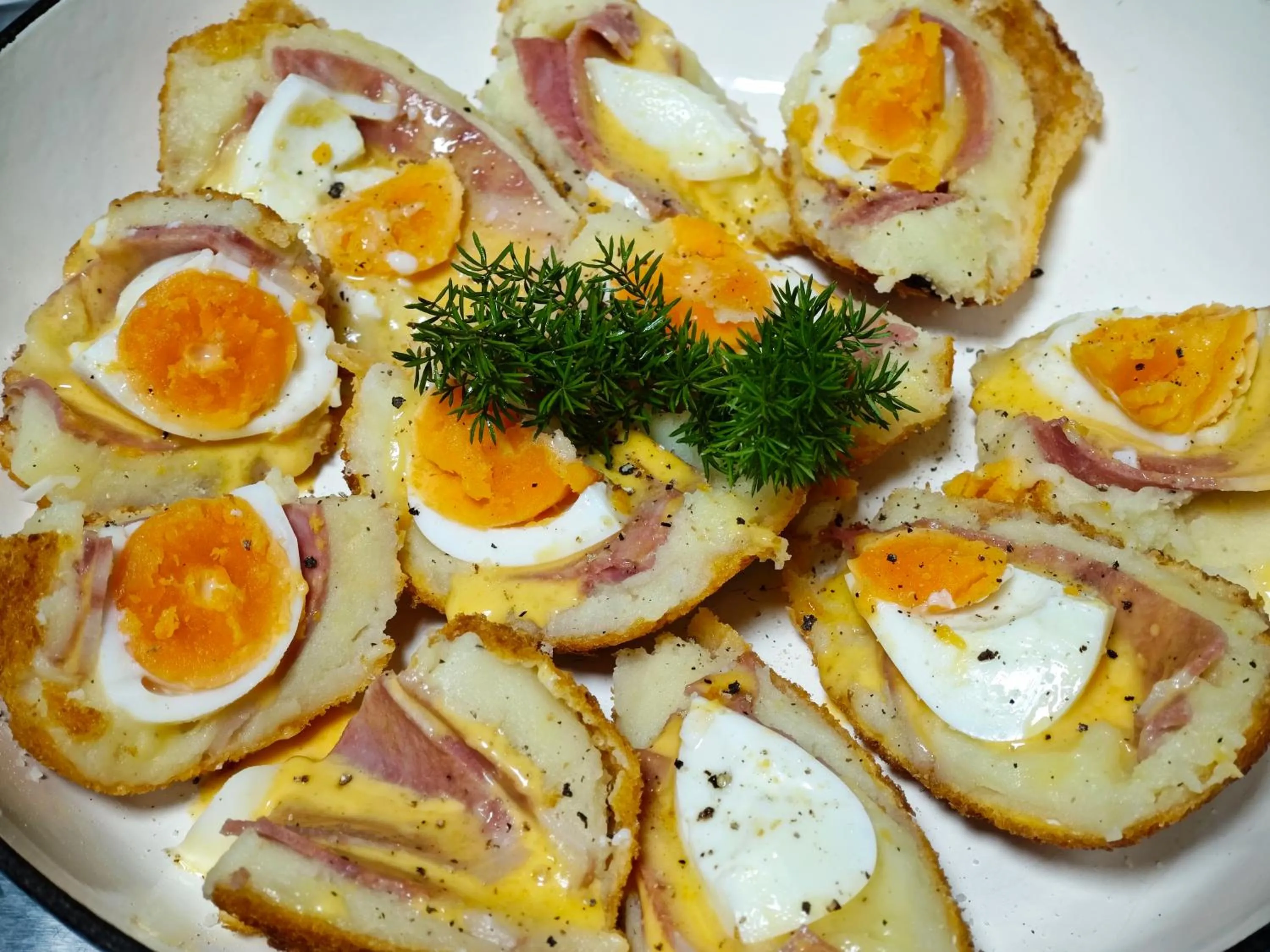 Breakfast in Xishu Garden Inn - Travel Agency service - Car Rent service - English Speaking