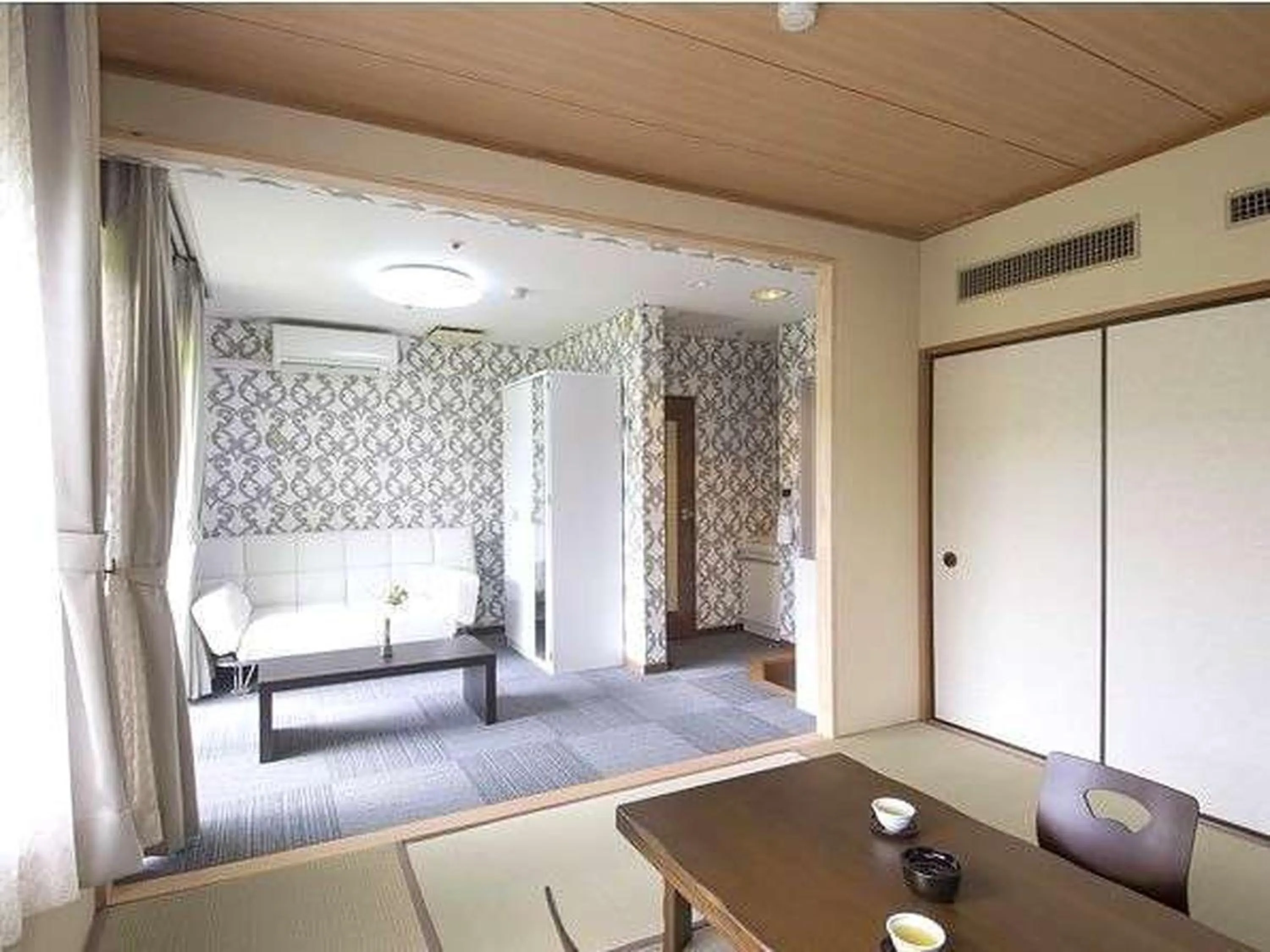 Photo of the whole room, Bed in Spa and Resort Hotel Solage Oita Hiji Beppuwan