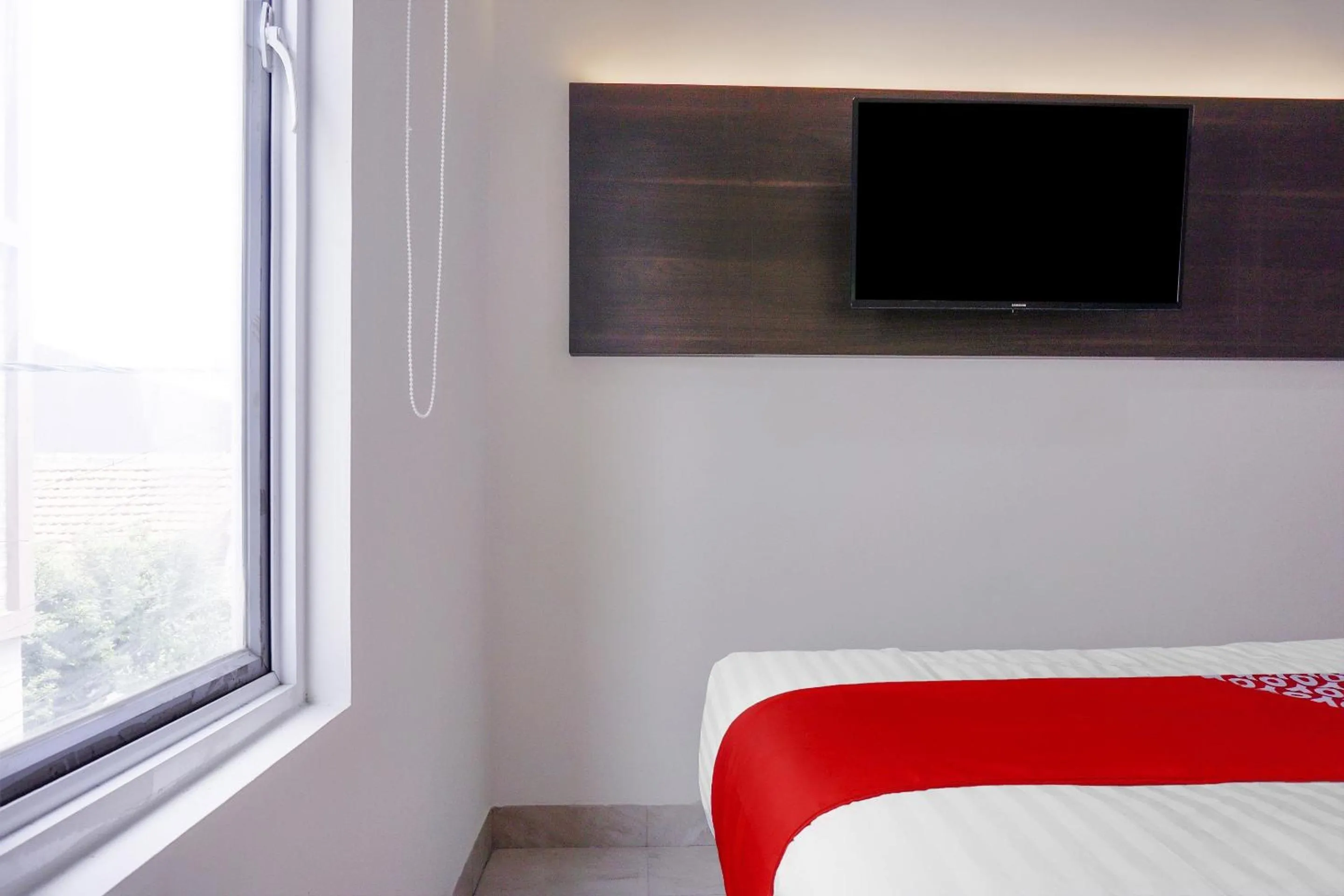 Bedroom, Bed in Hotel O Pioneer Pasar Baru