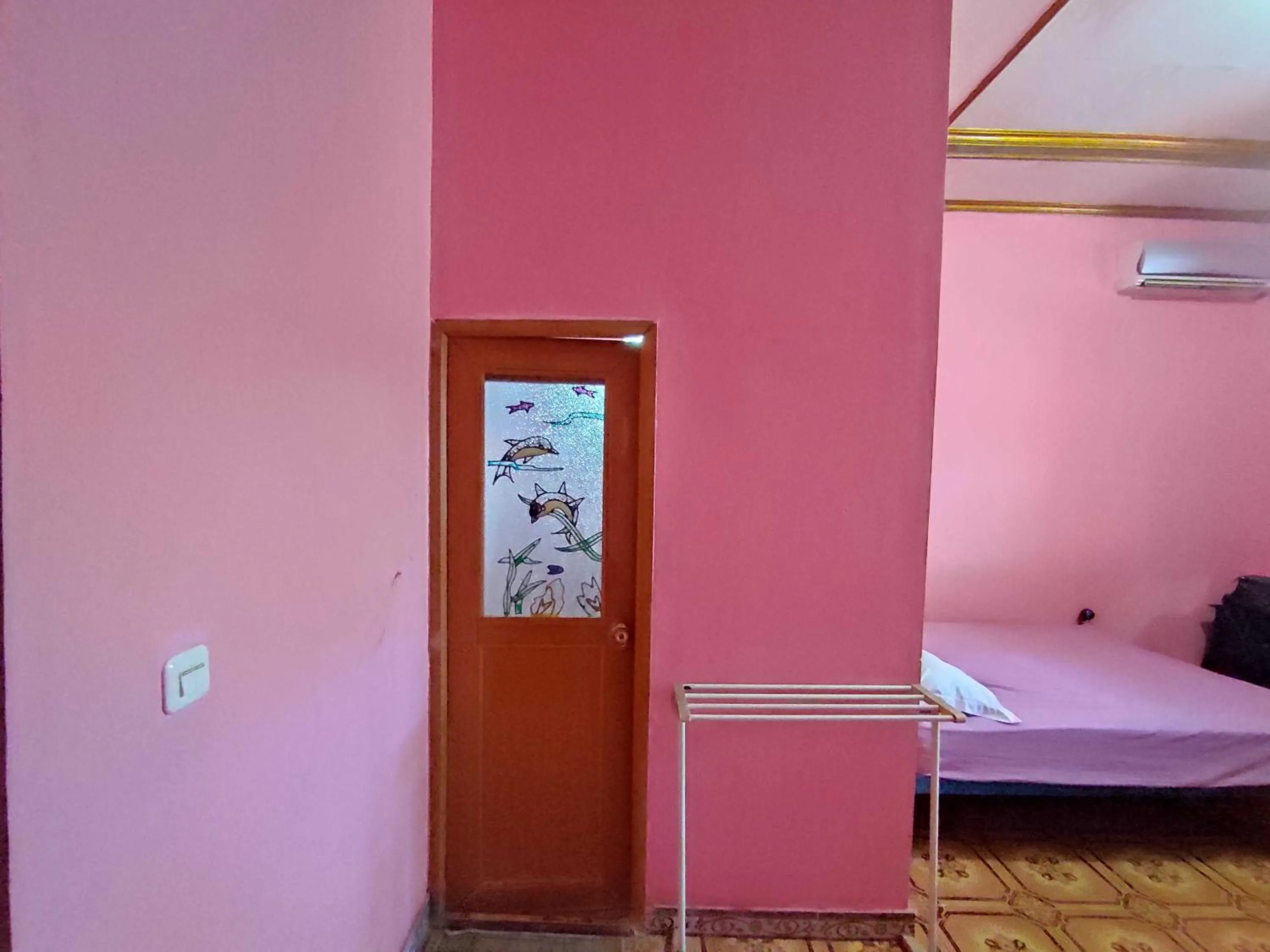 Bedroom, Bed in Hotel O Homestay Aqsa