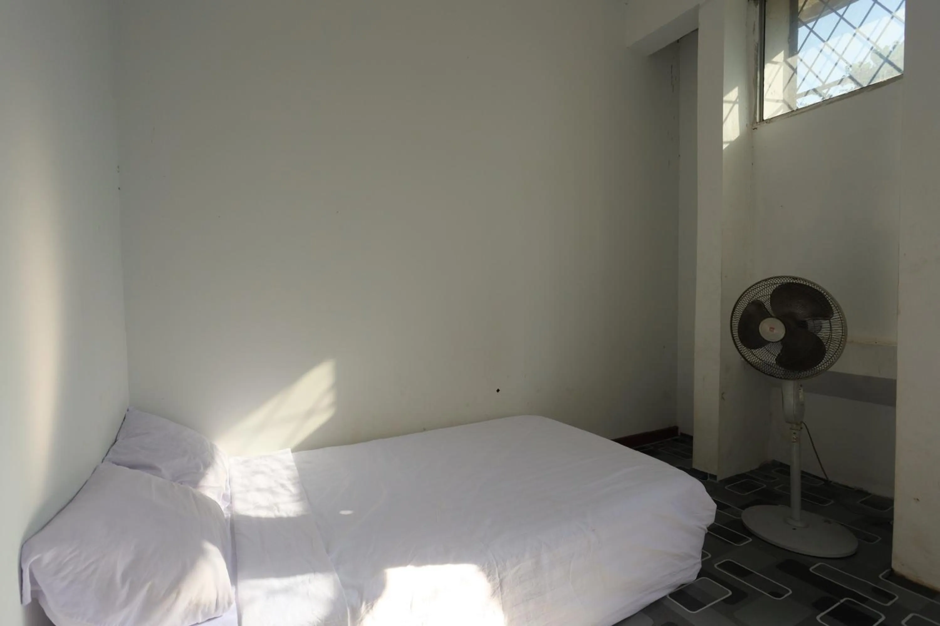 Bedroom in Hotel O Homestay OrangeNearNagoya Hill Shopping Mall