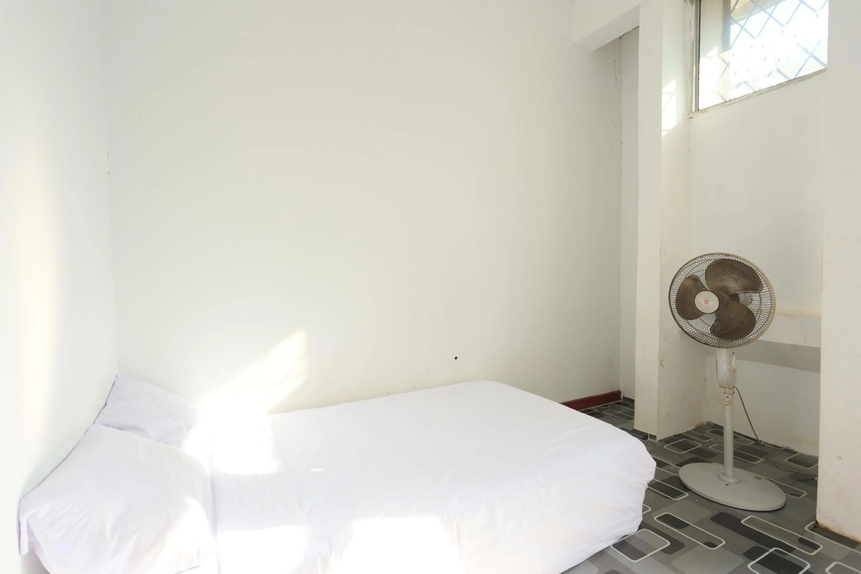 Bedroom in Hotel O Homestay OrangeNearNagoya Hill Shopping Mall