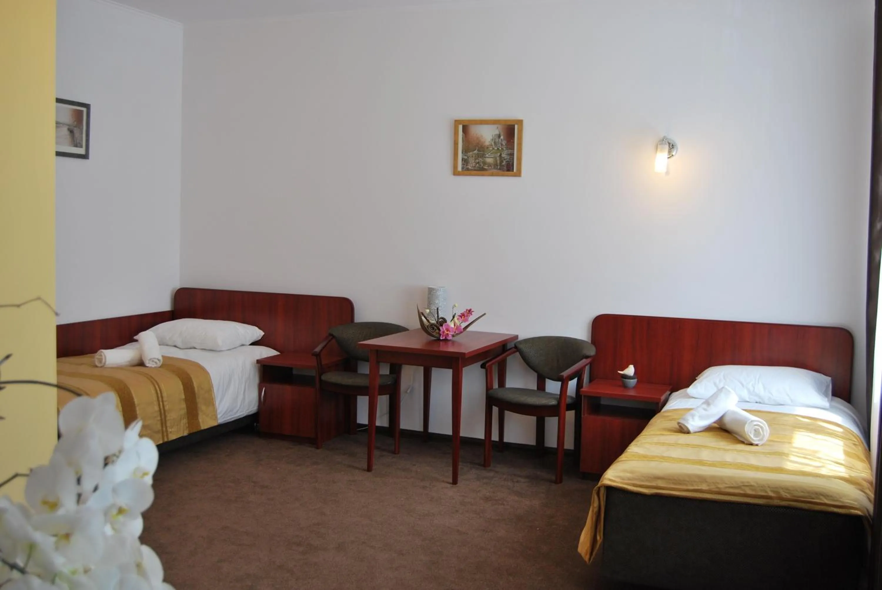 Photo of the whole room, Bed in Villa Victoria