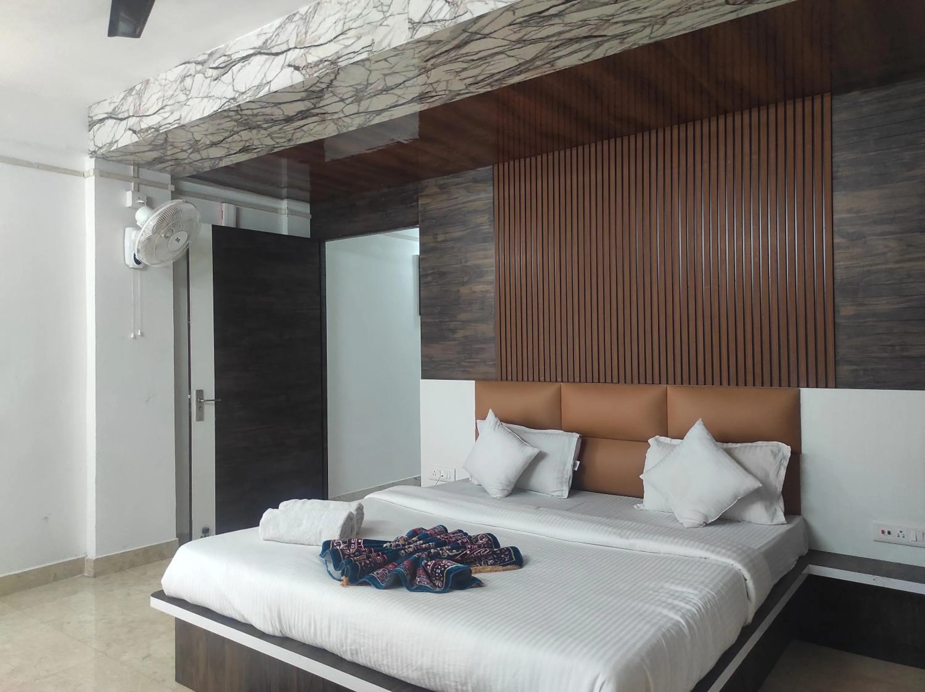 Bed in HOTEL SG HUB TOWER