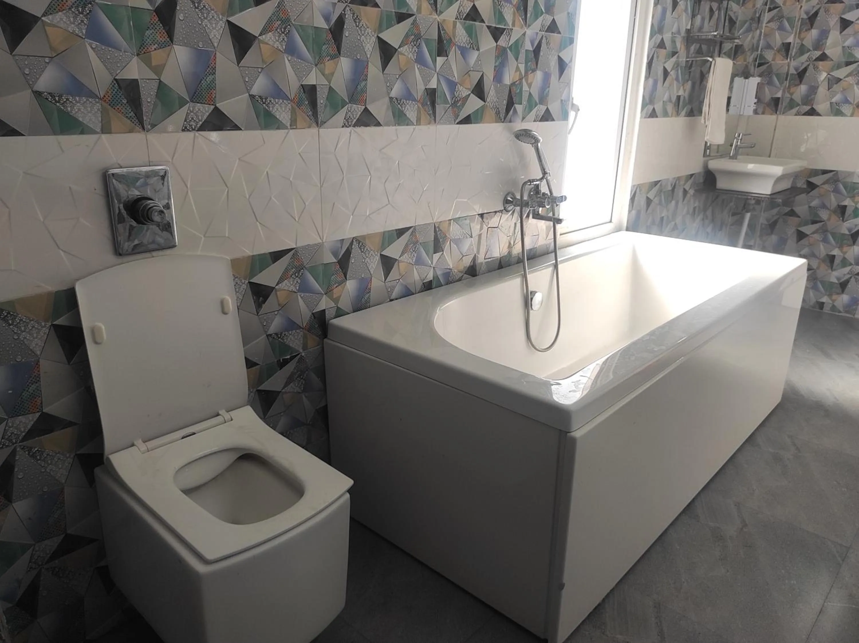 Bath in HOTEL SG HUB TOWER