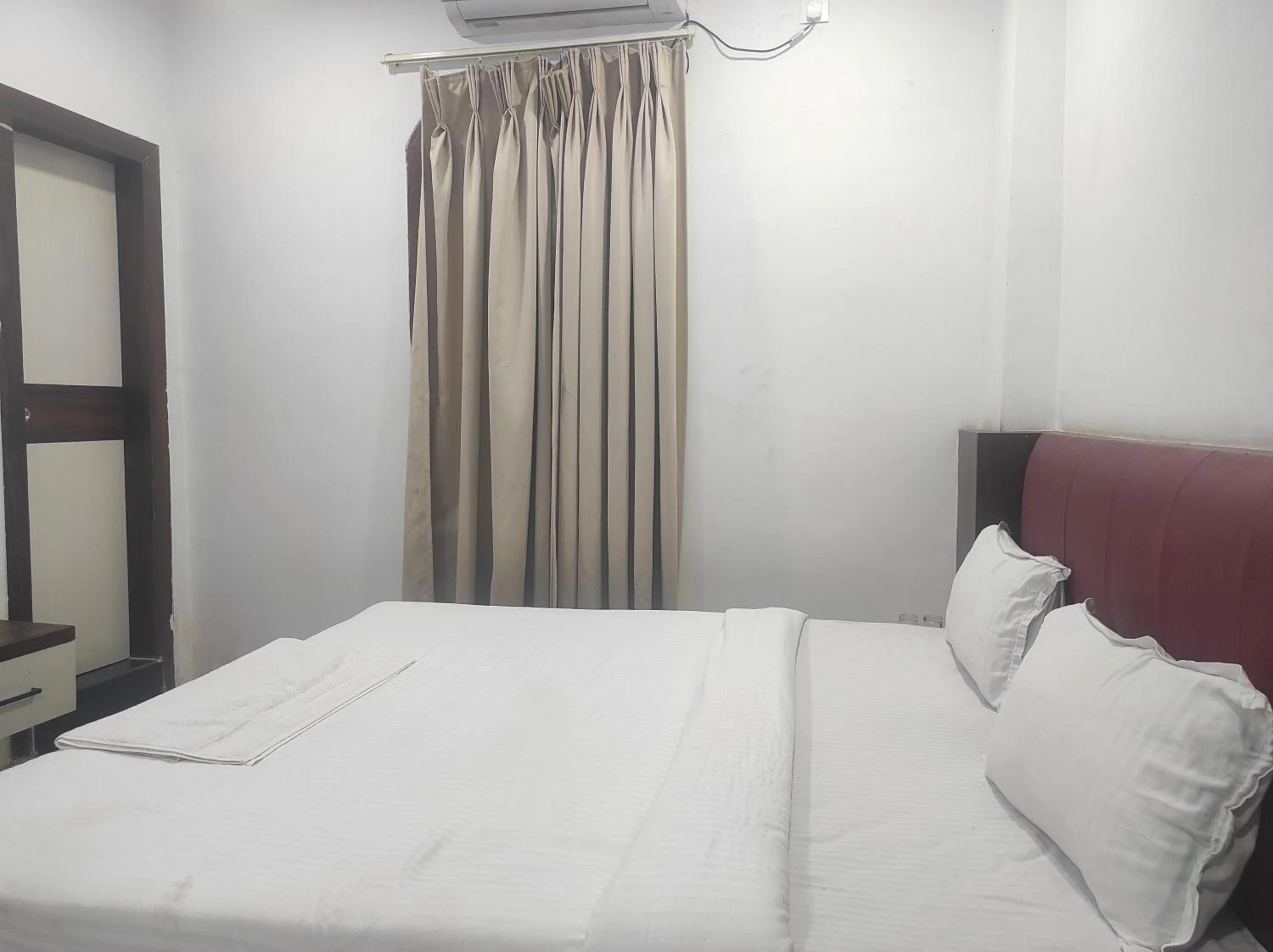 Bed in HOTEL SG HUB TOWER