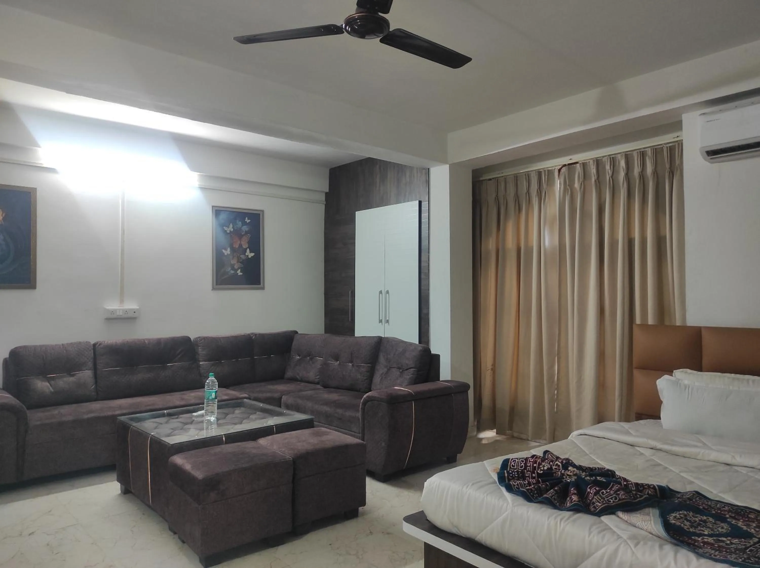 Bed in HOTEL SG HUB TOWER