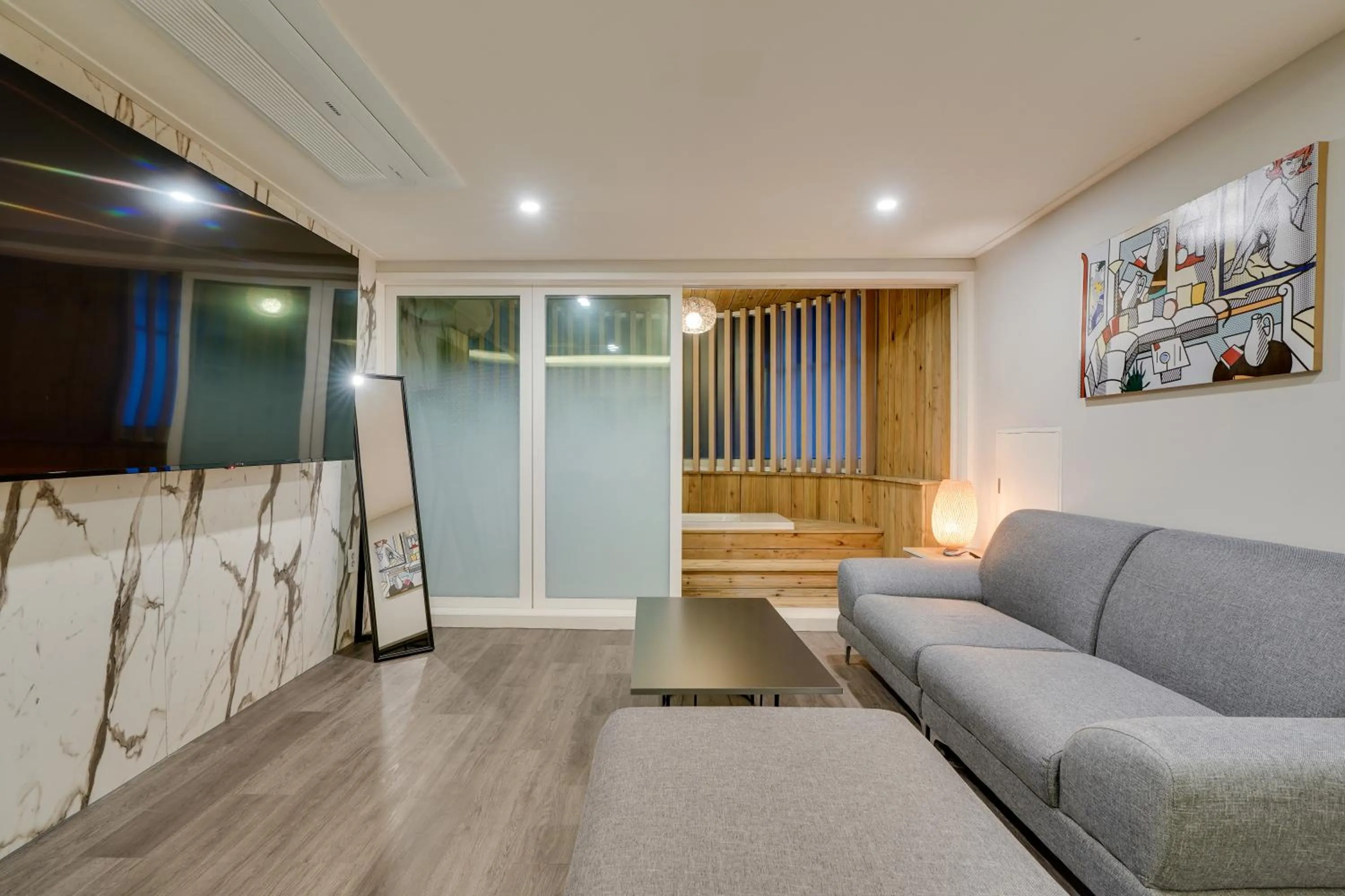 Living room in Two H Hotel