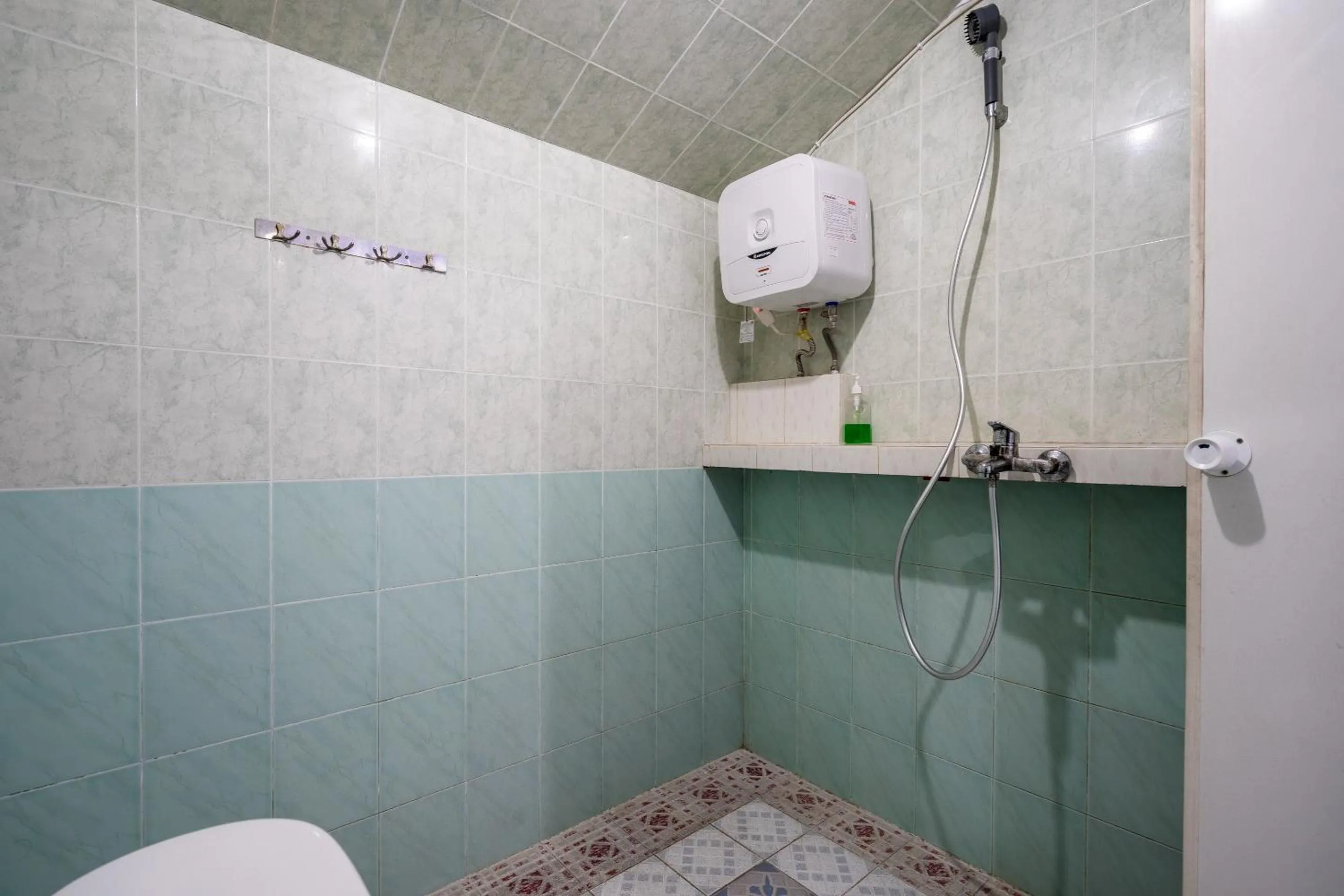 Shower in Ammara Legian By Vilarisi - 8 Minute Walk To The Beach