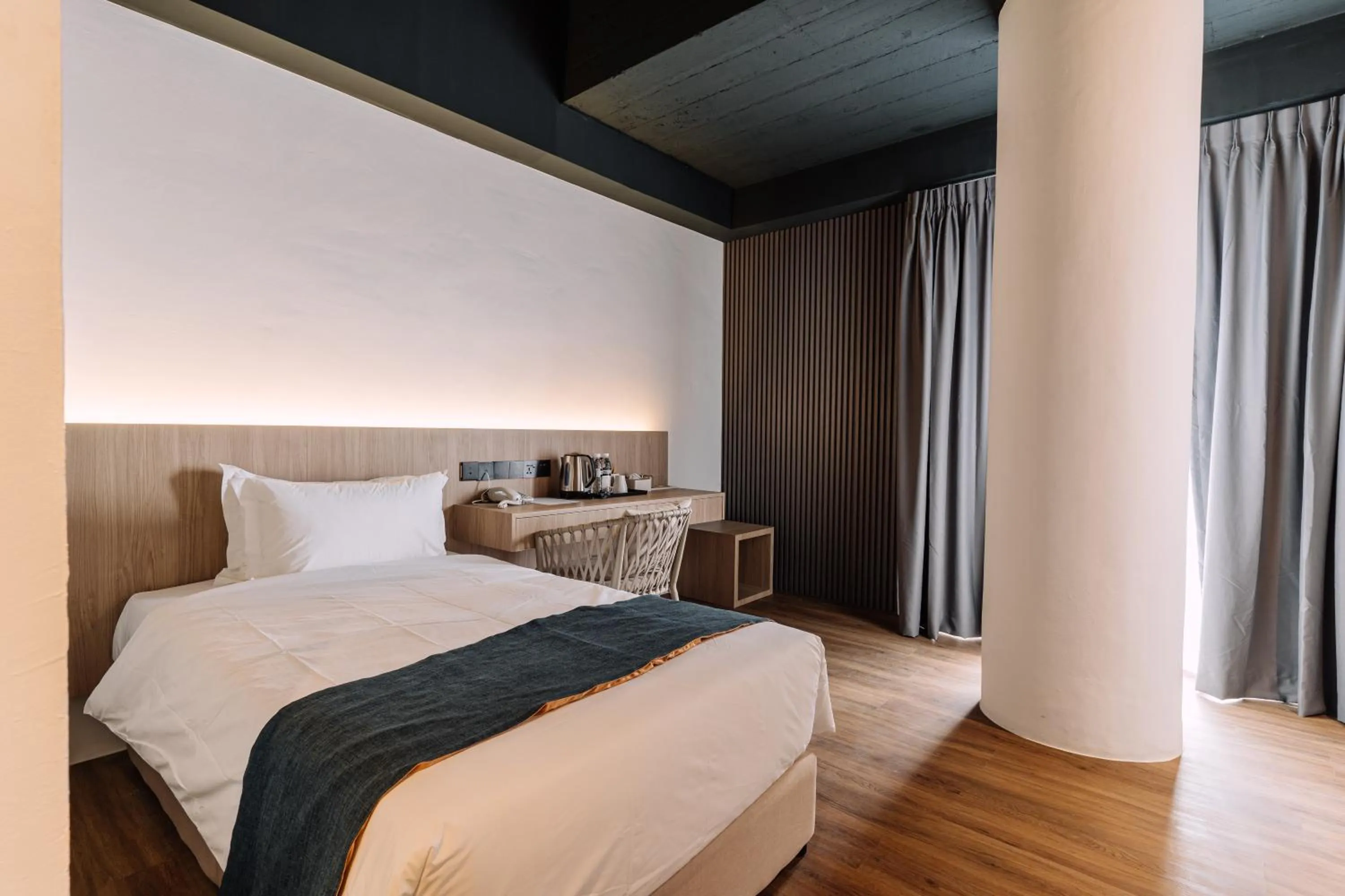 Bedroom, Bed in Impiana by Roxy Hotel