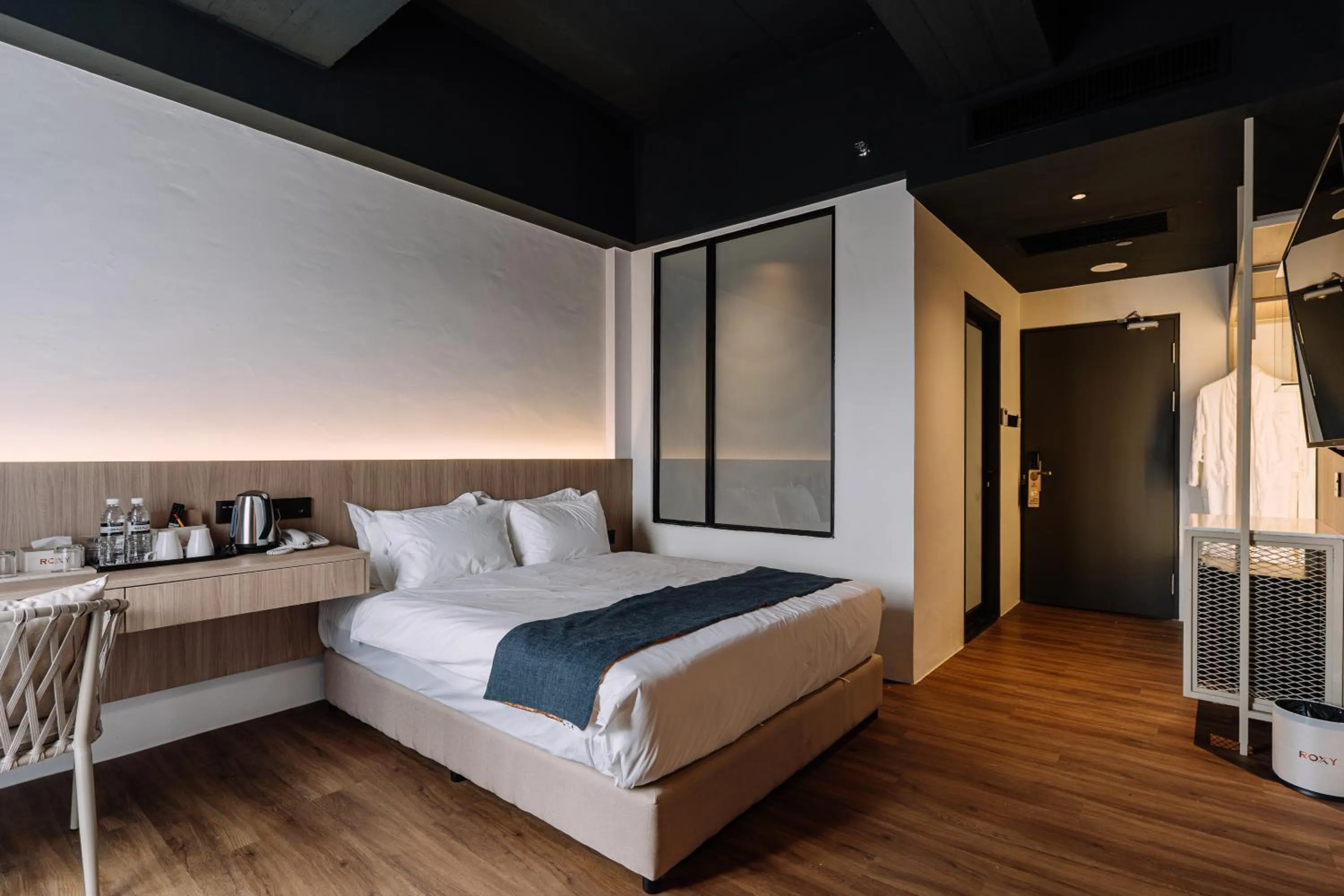 Bedroom, Bed in Impiana by Roxy Hotel