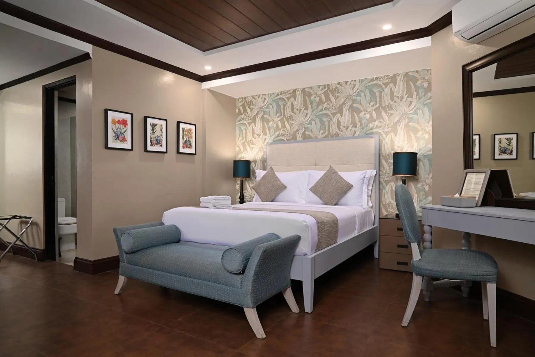 Bed in Hillcreek Gardens Tagaytay