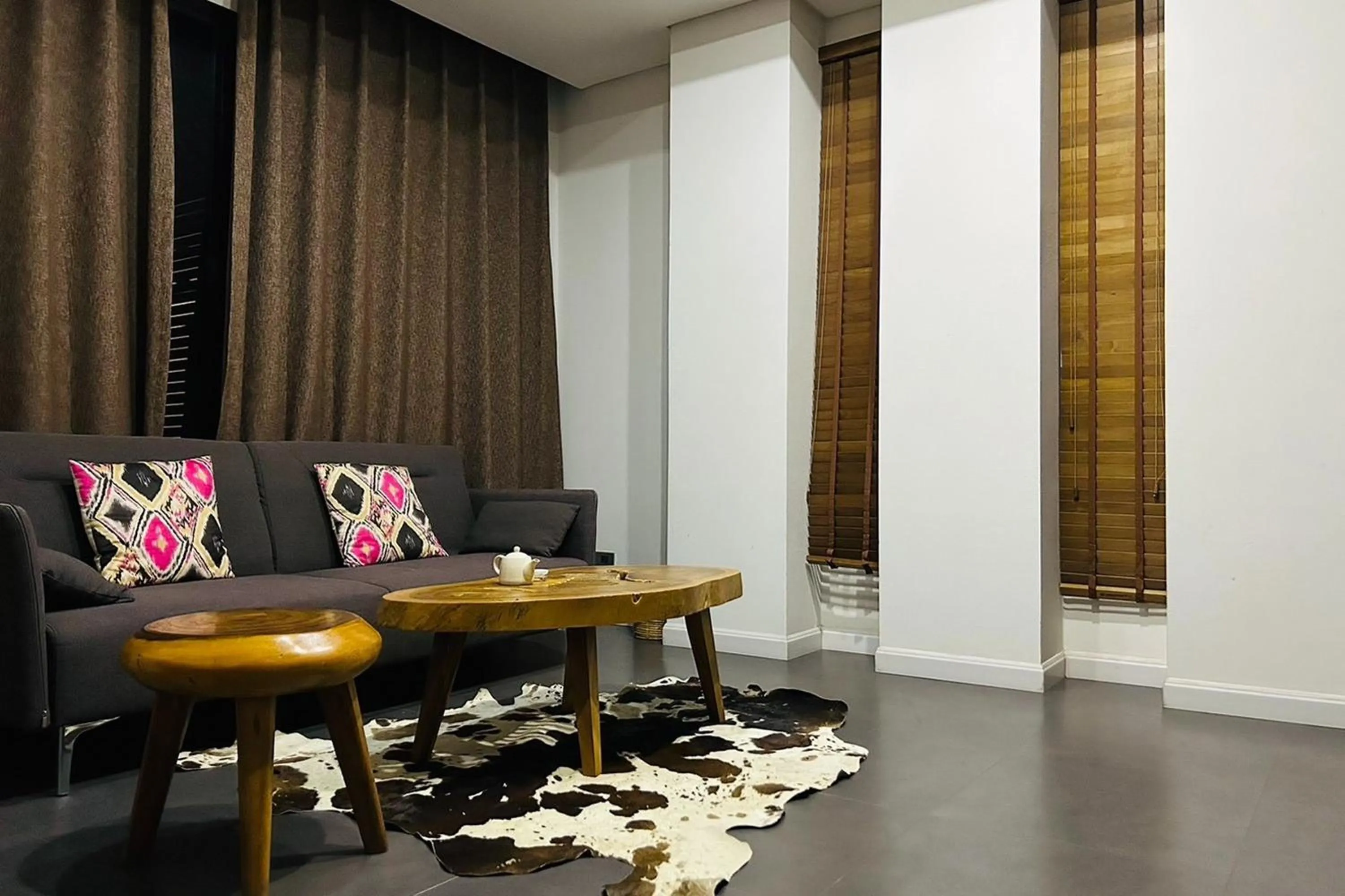 Seating area in Thai Good Arts Resort