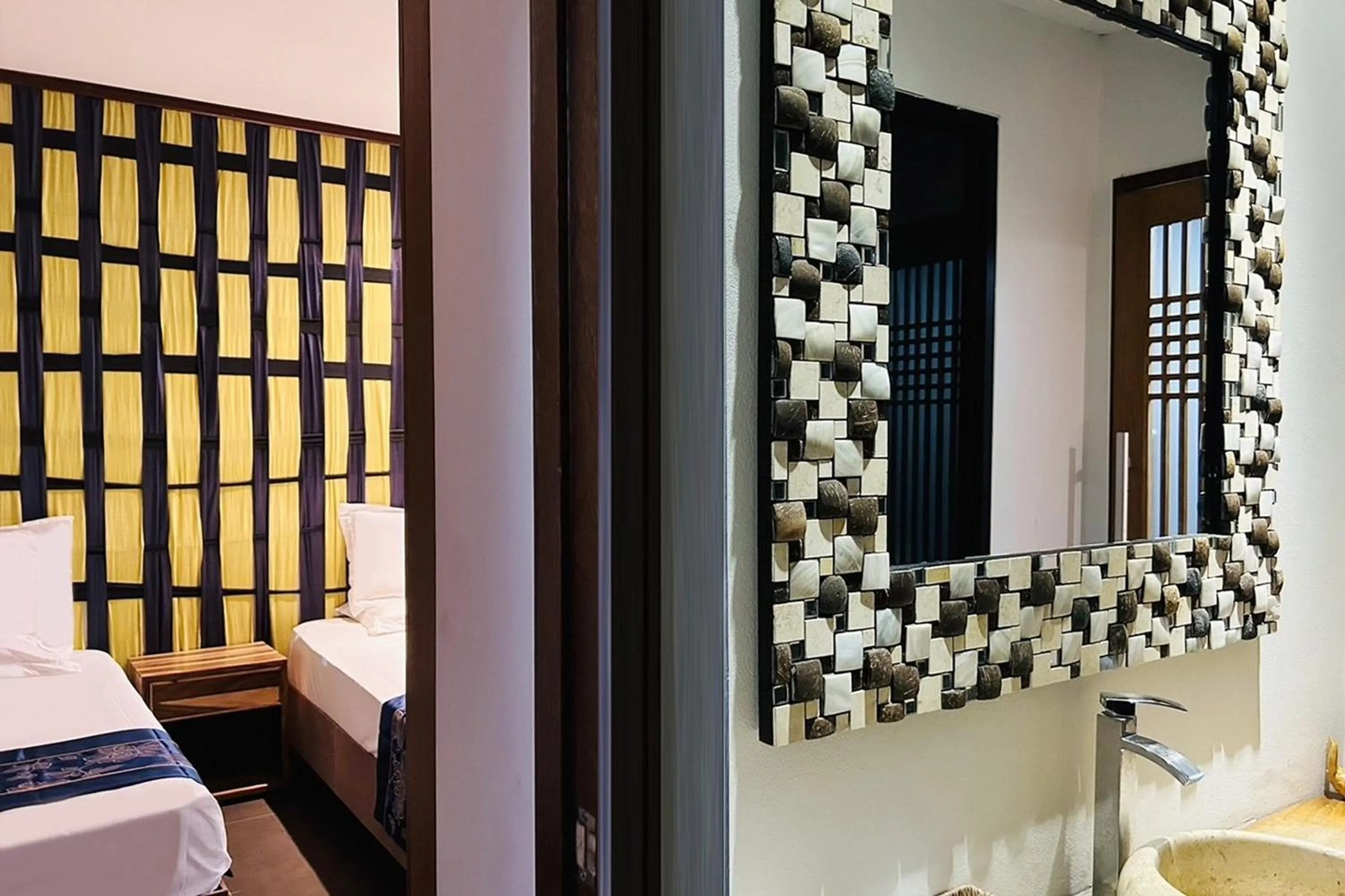 Bedroom in Thai Good Arts Resort