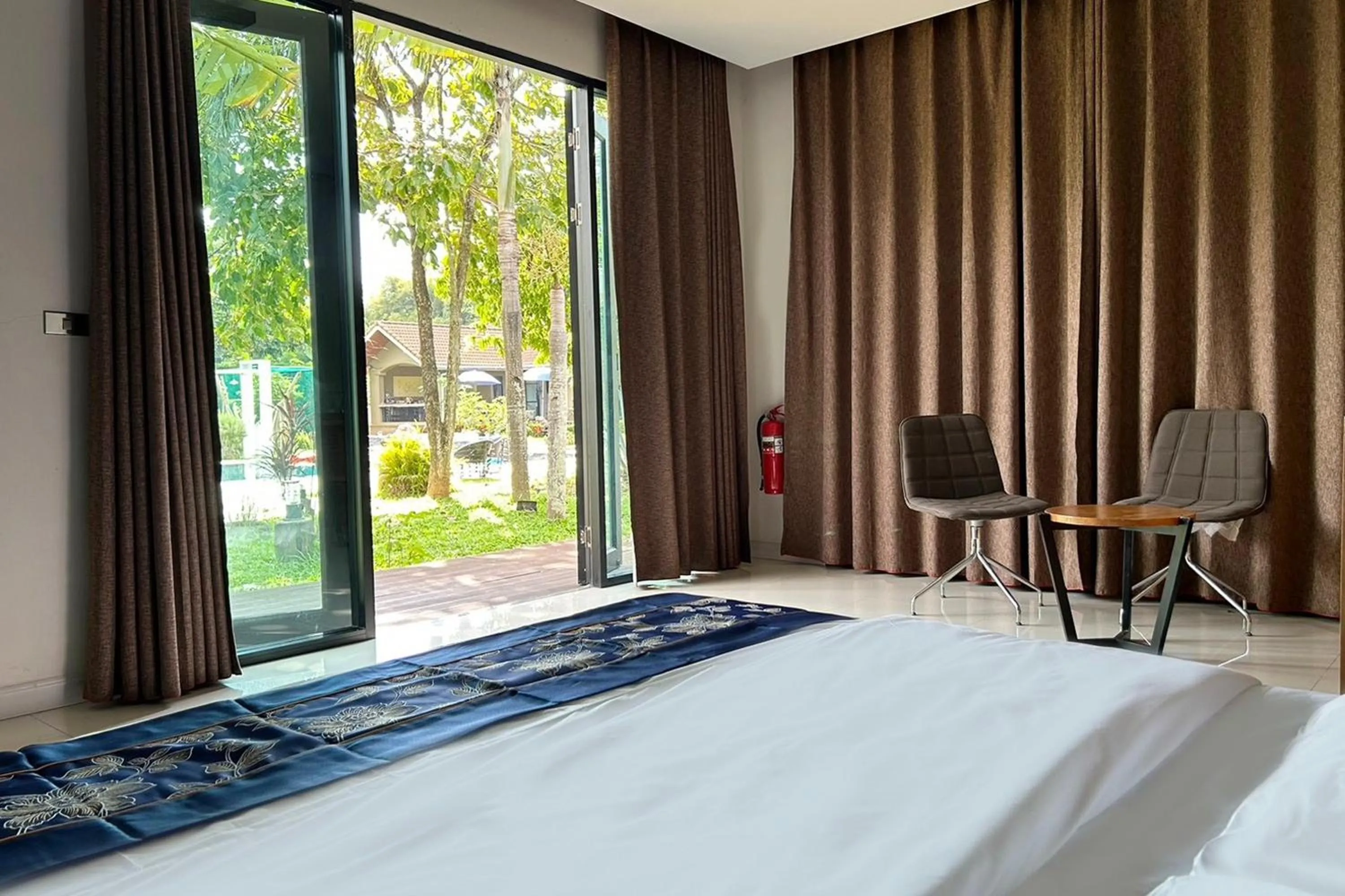 Bed in Thai Good Arts Resort