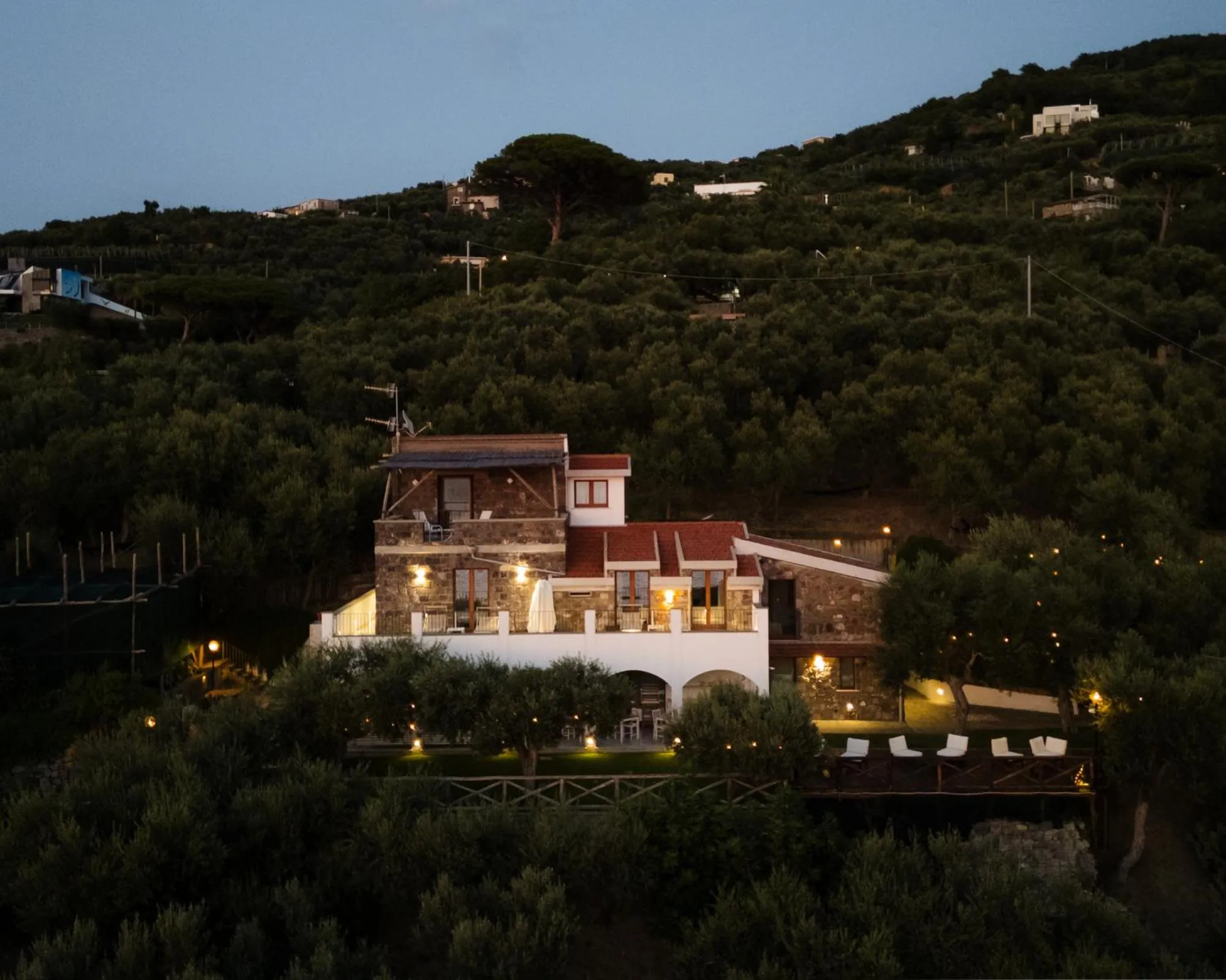 Property building in Casa Clementina Marciano