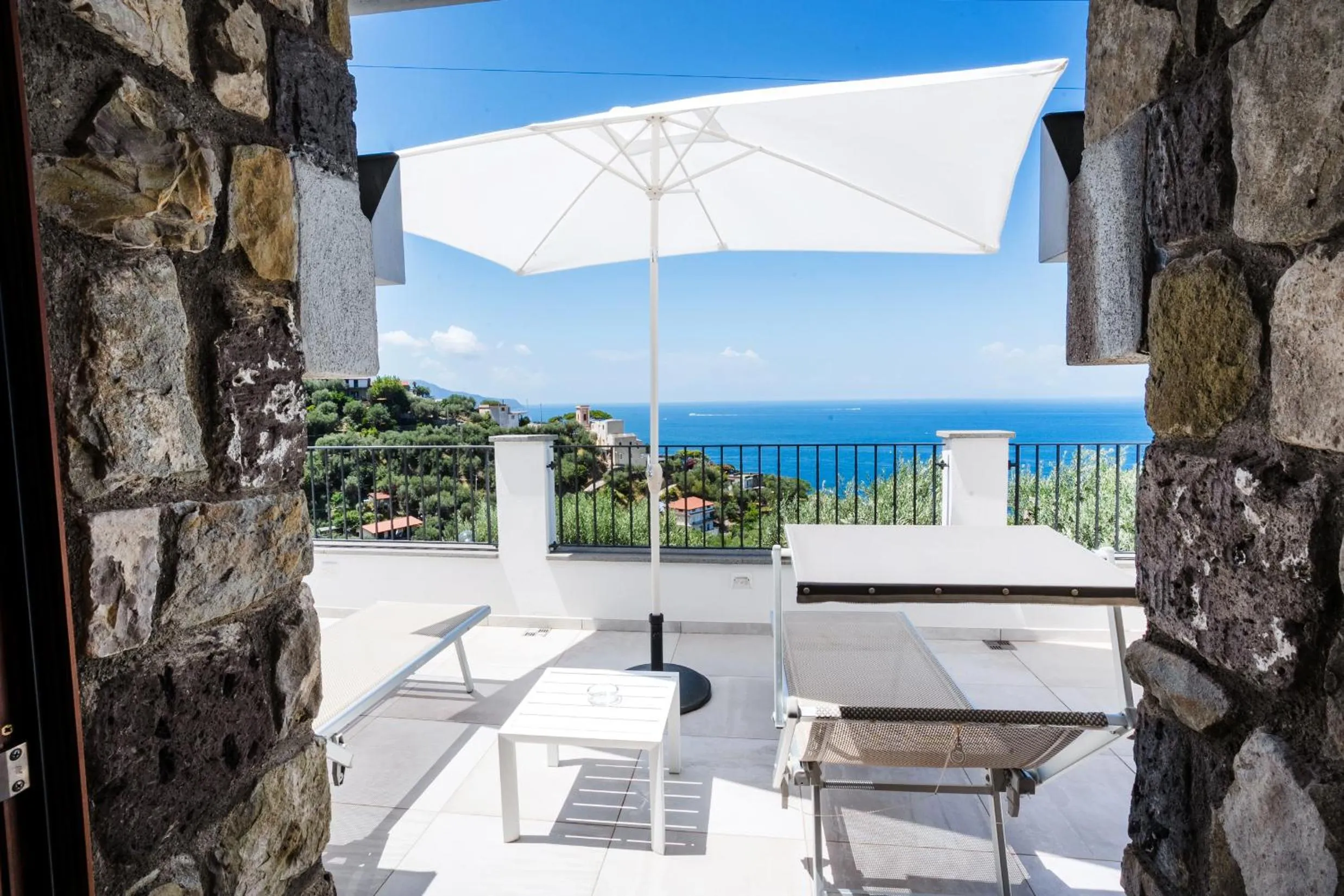 Day in Casa Clementina Marciano