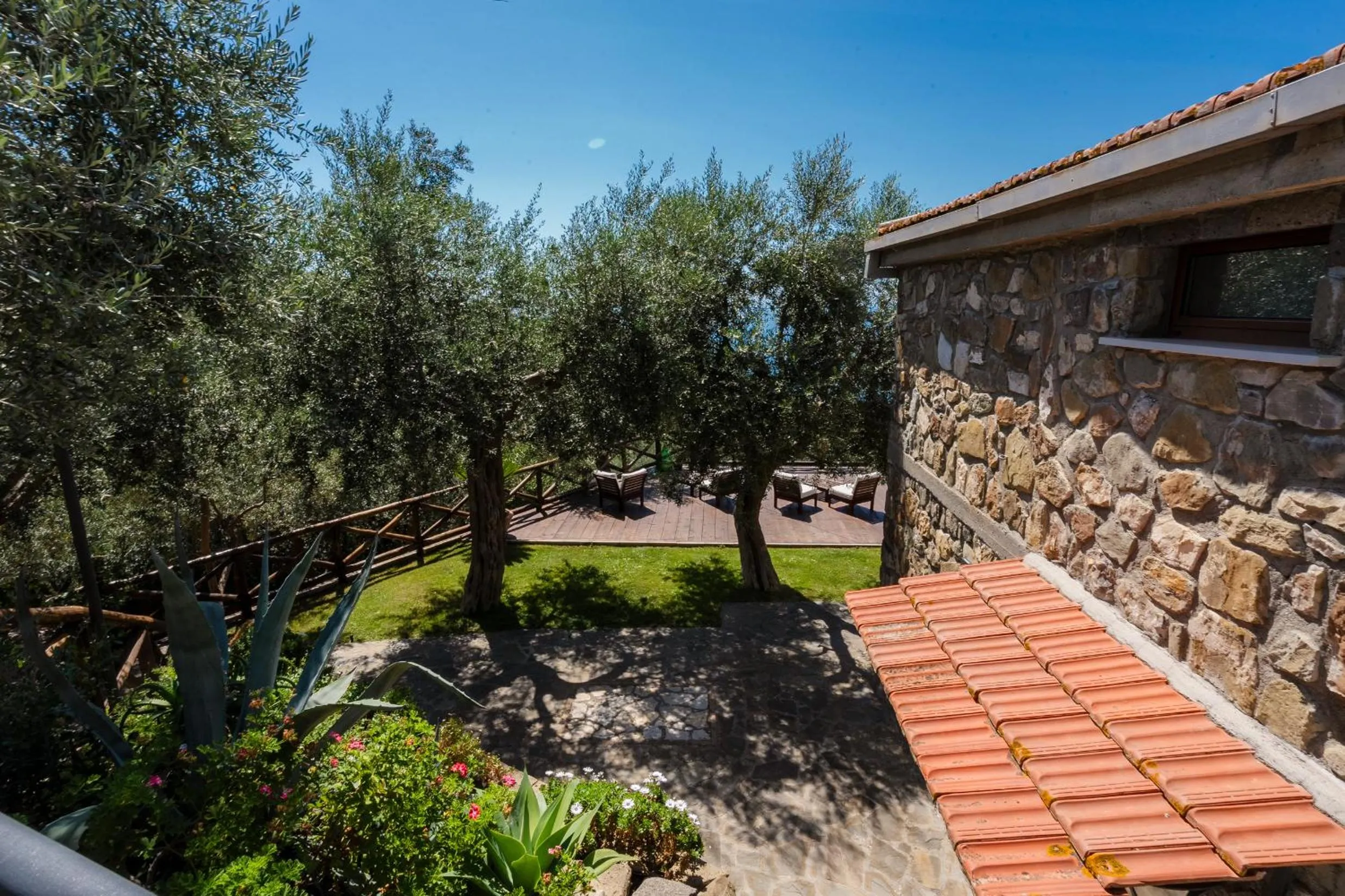 Spring in Casa Clementina Marciano