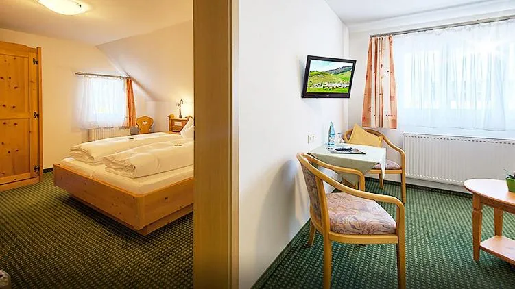 Double Room with Lounge - single occupancy in Landhotel Löwen Bernau
