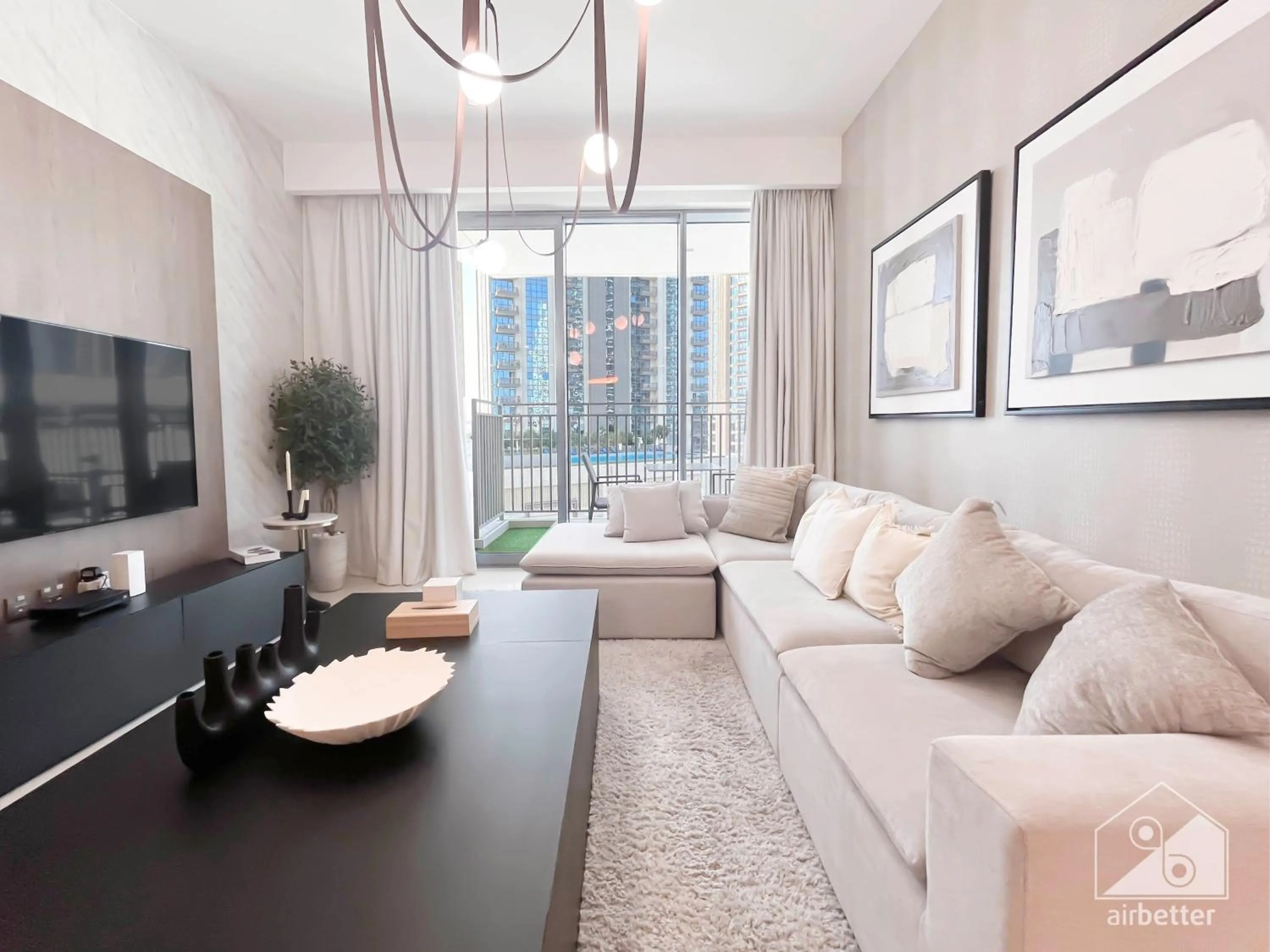 Luxurious stay Dubai Creek Balcony & View