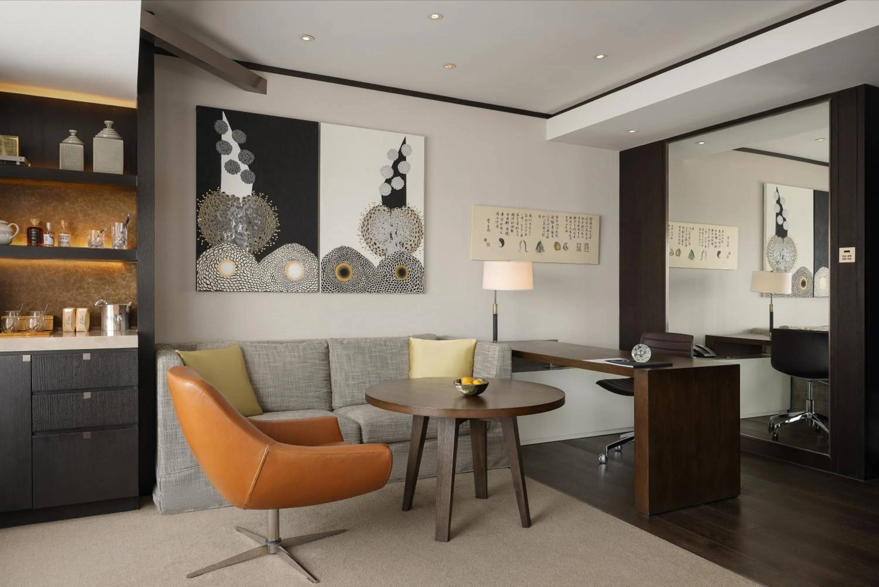 Living room in Rosewood Beijing