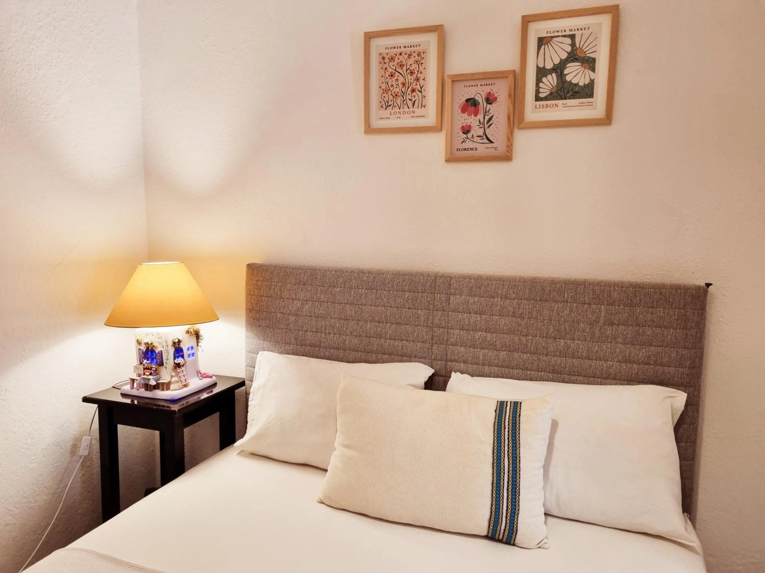 Decorative detail, Bed in Kumbahçe Fethiye Hanım Pansiyon BODRUM