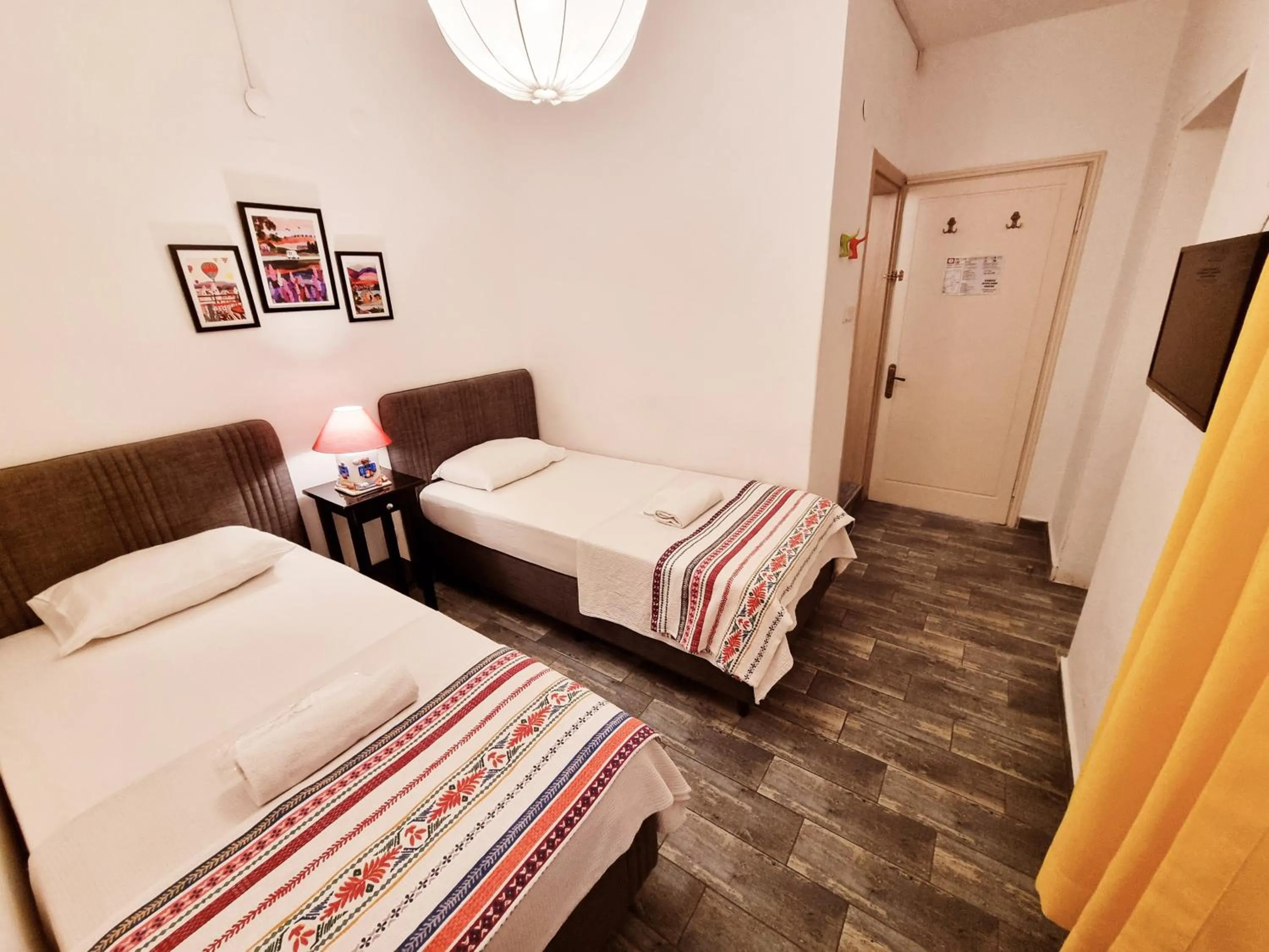 Photo of the whole room, Bed in Kumbahçe Fethiye Hanım Pansiyon BODRUM