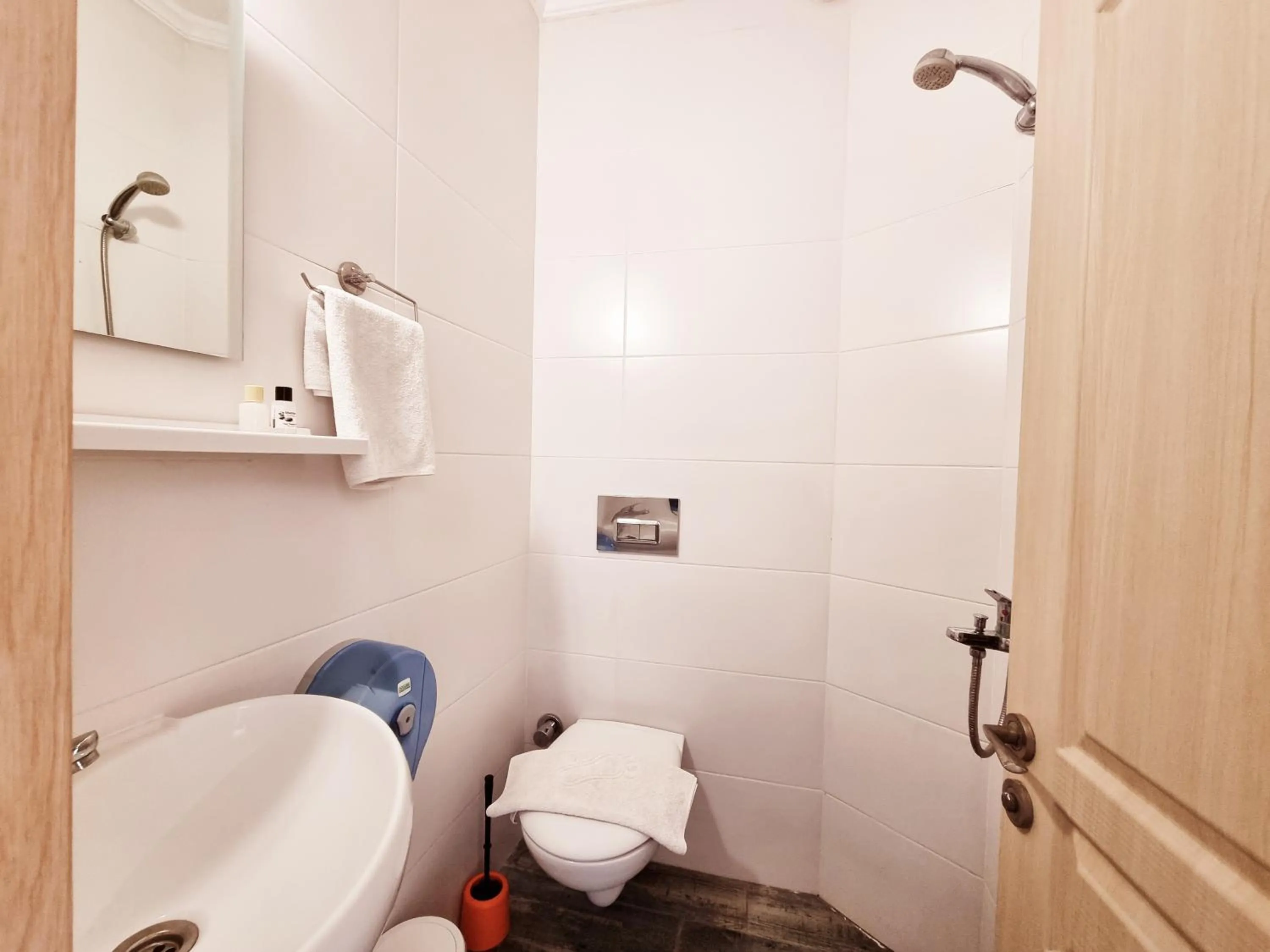 Bathroom in Fethiye Motel