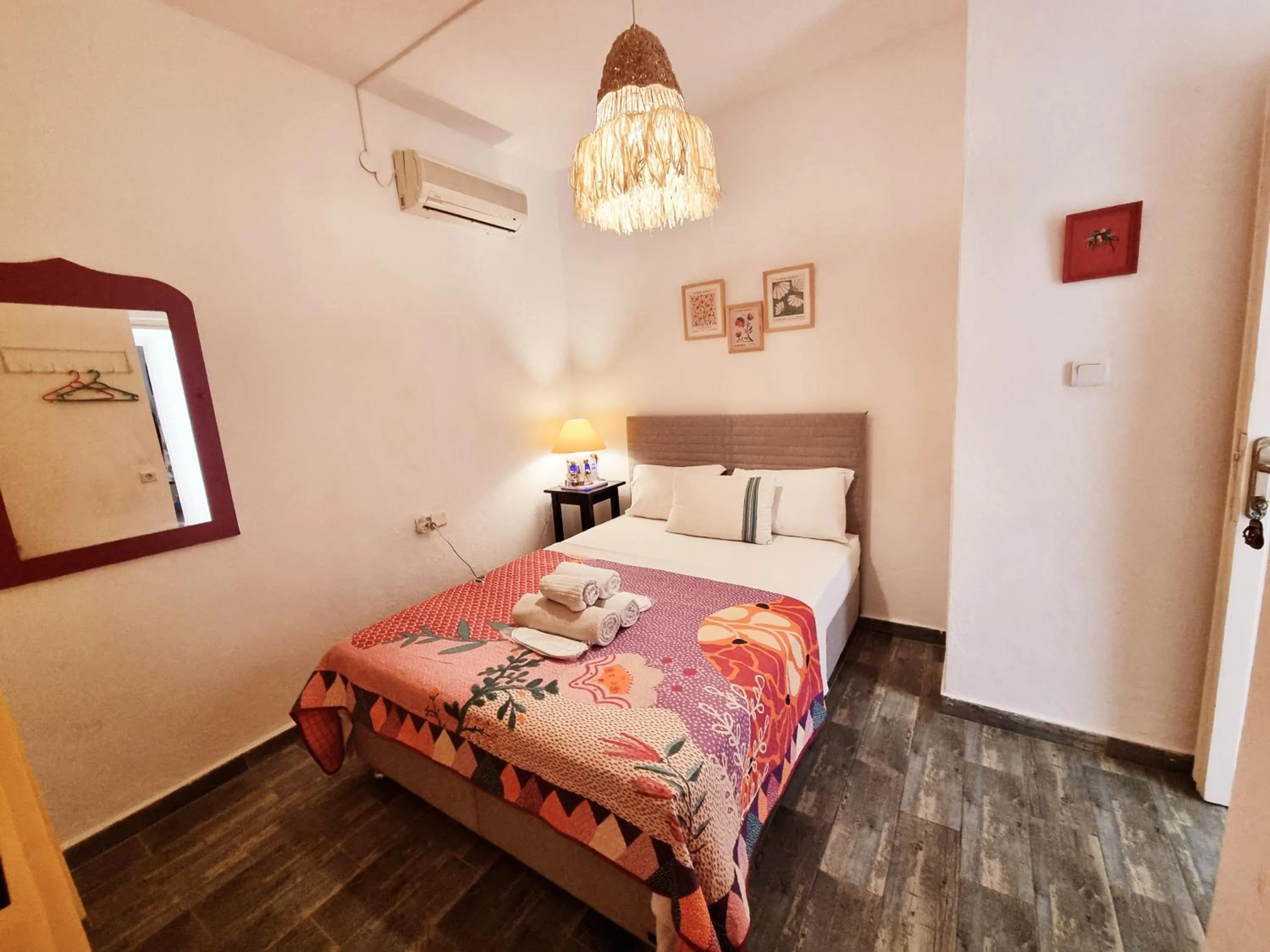Bed in Kumbahçe Fethiye Hanım Pansiyon BODRUM
