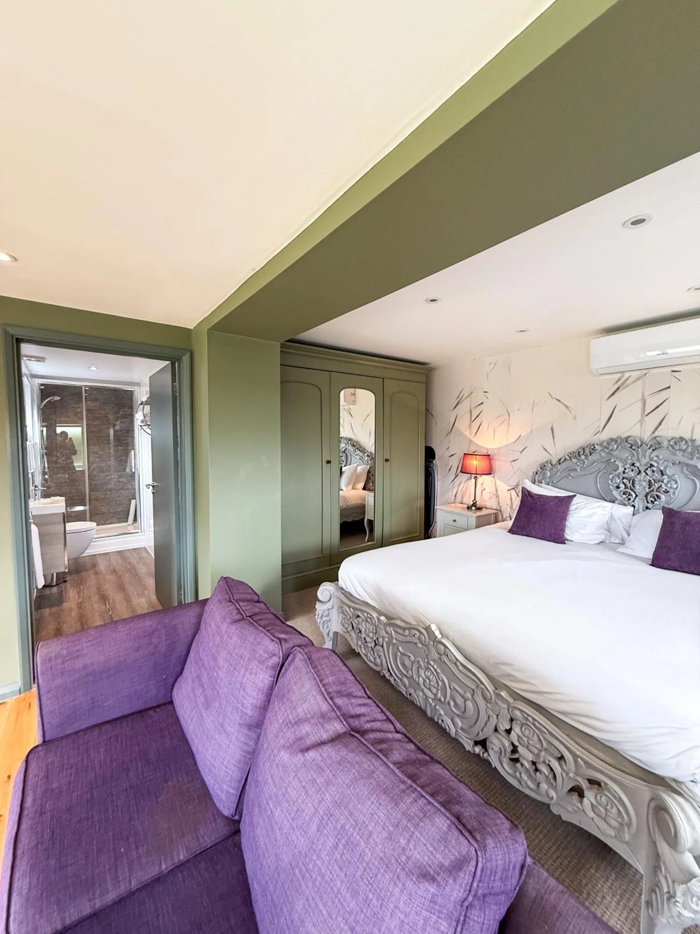 Bed in The Crescent Turner Hotel