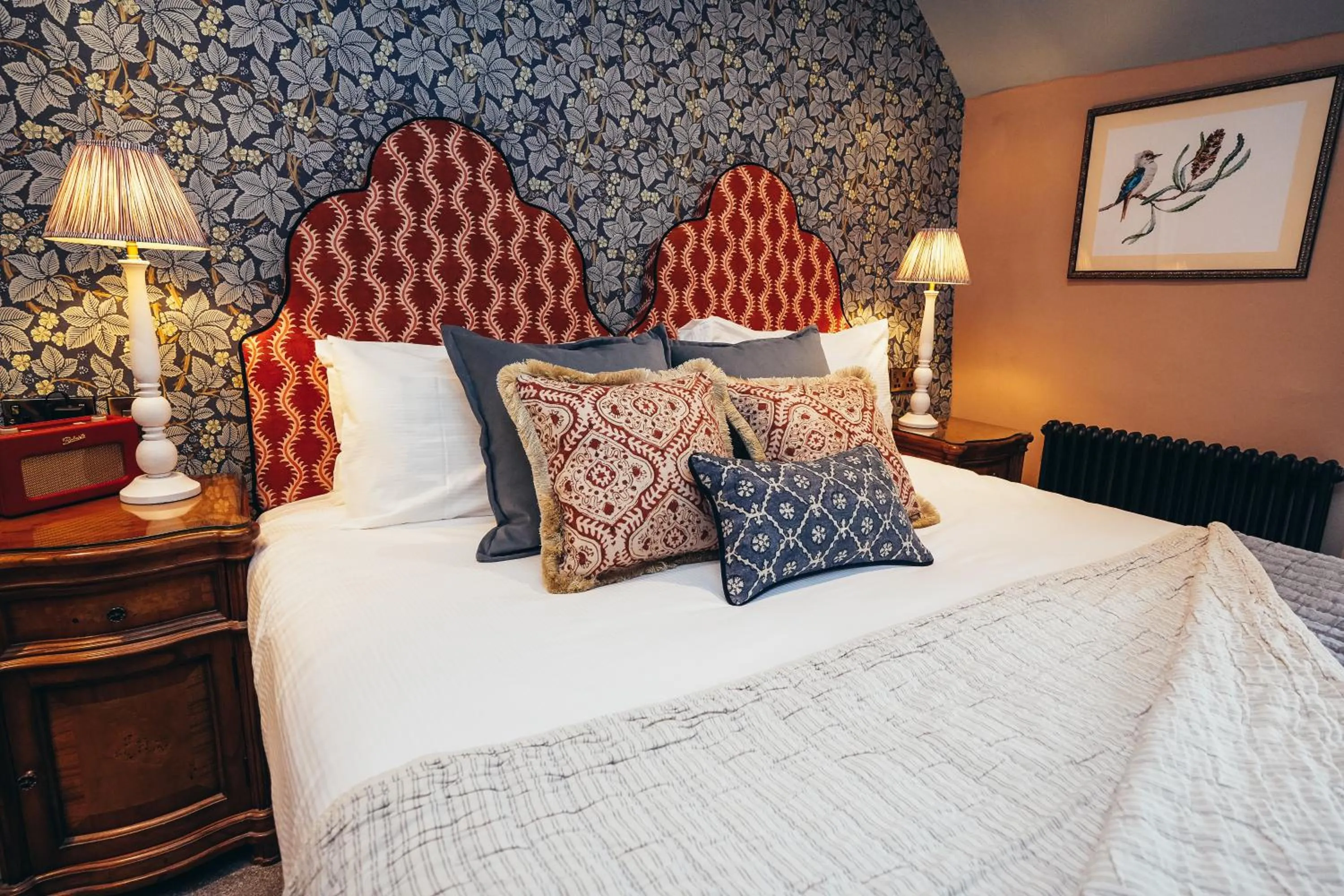 Bedroom, Bed in The George