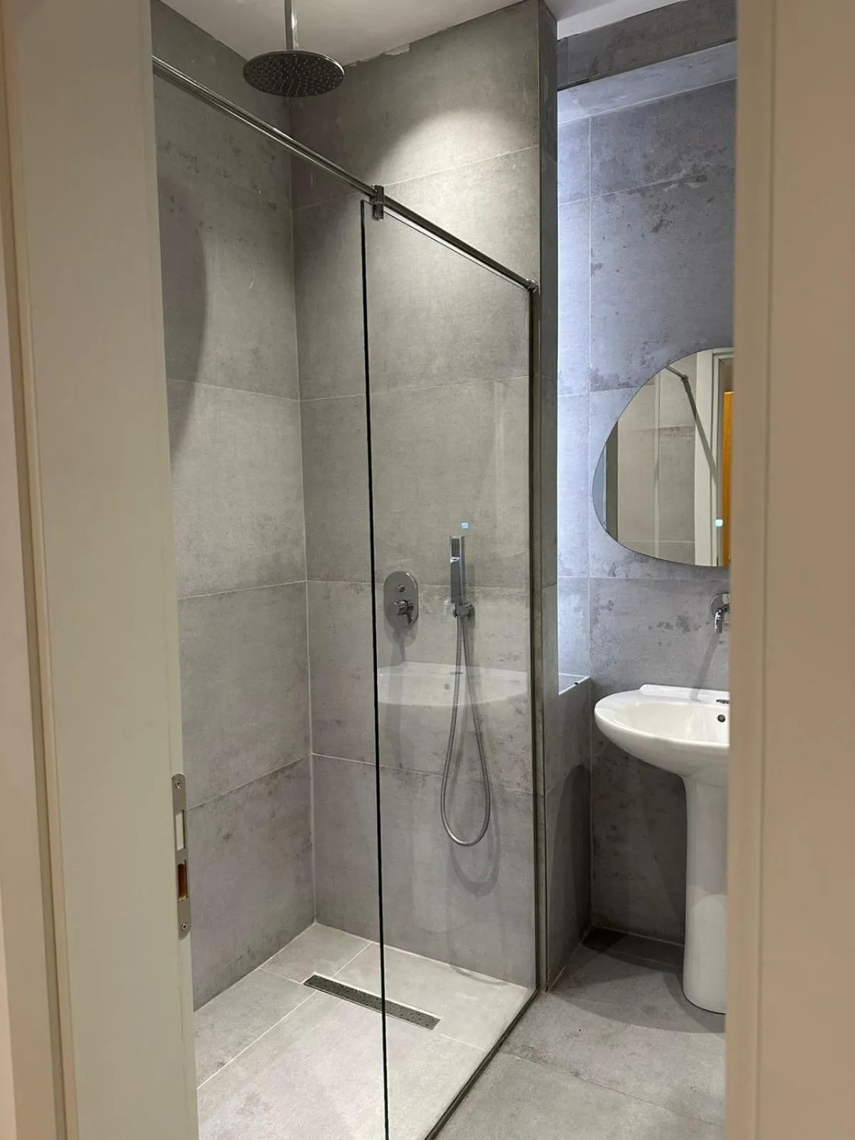 Bathroom in Aurelis Hotel