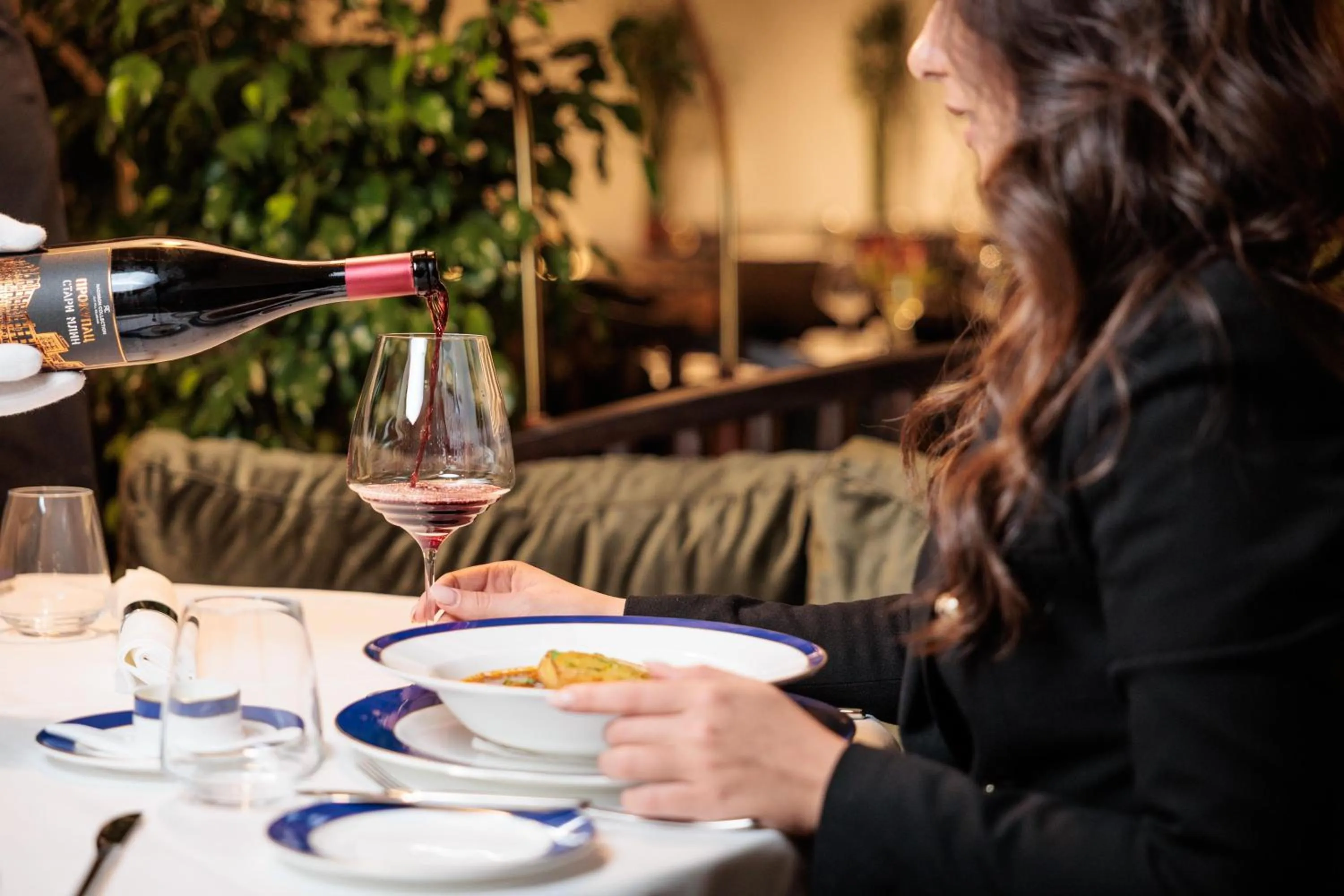 Restaurant/places to eat in Radisson Collection Hotel, Old Mill Belgrade