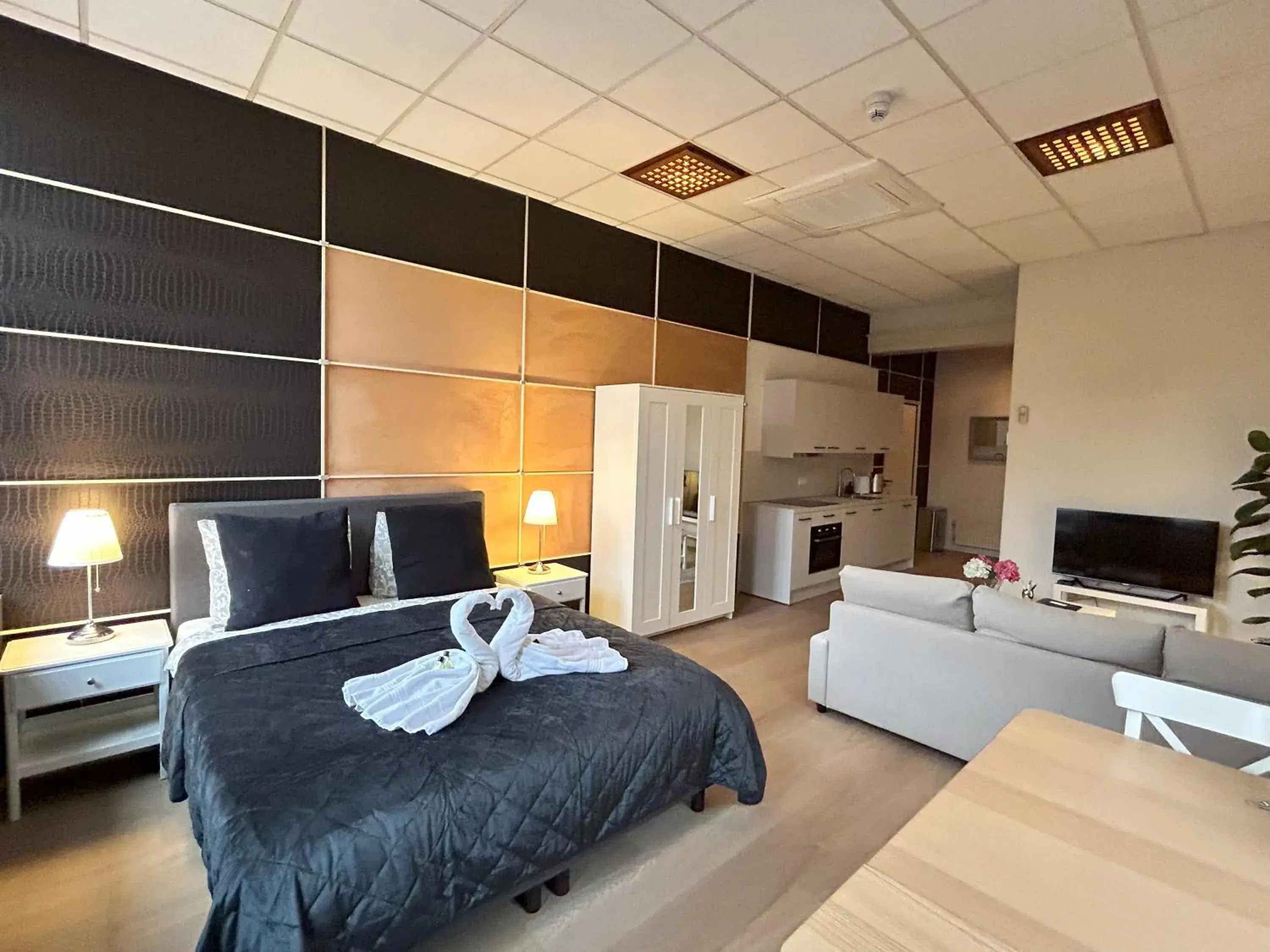 Cozy independent Studio S2, City Centre Dordrecht Cozy independent Studio S2, City Centre Dordrecht