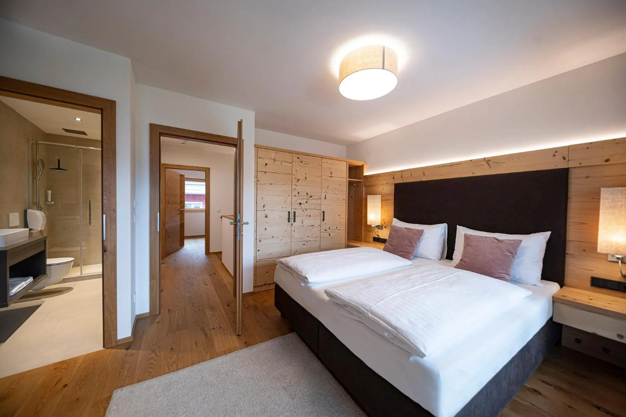 Lakeside Luxury Apartments